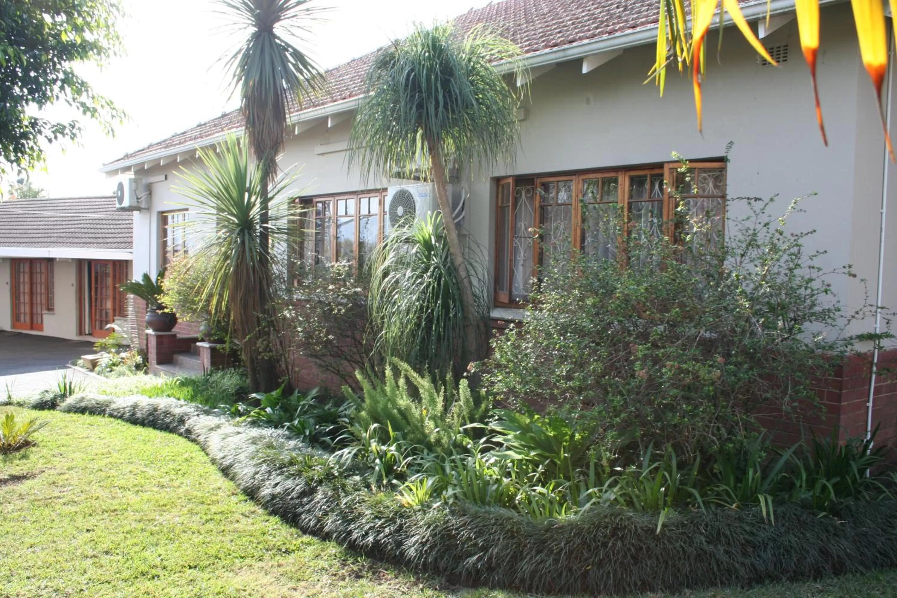 Garden in Thembelihle B&B