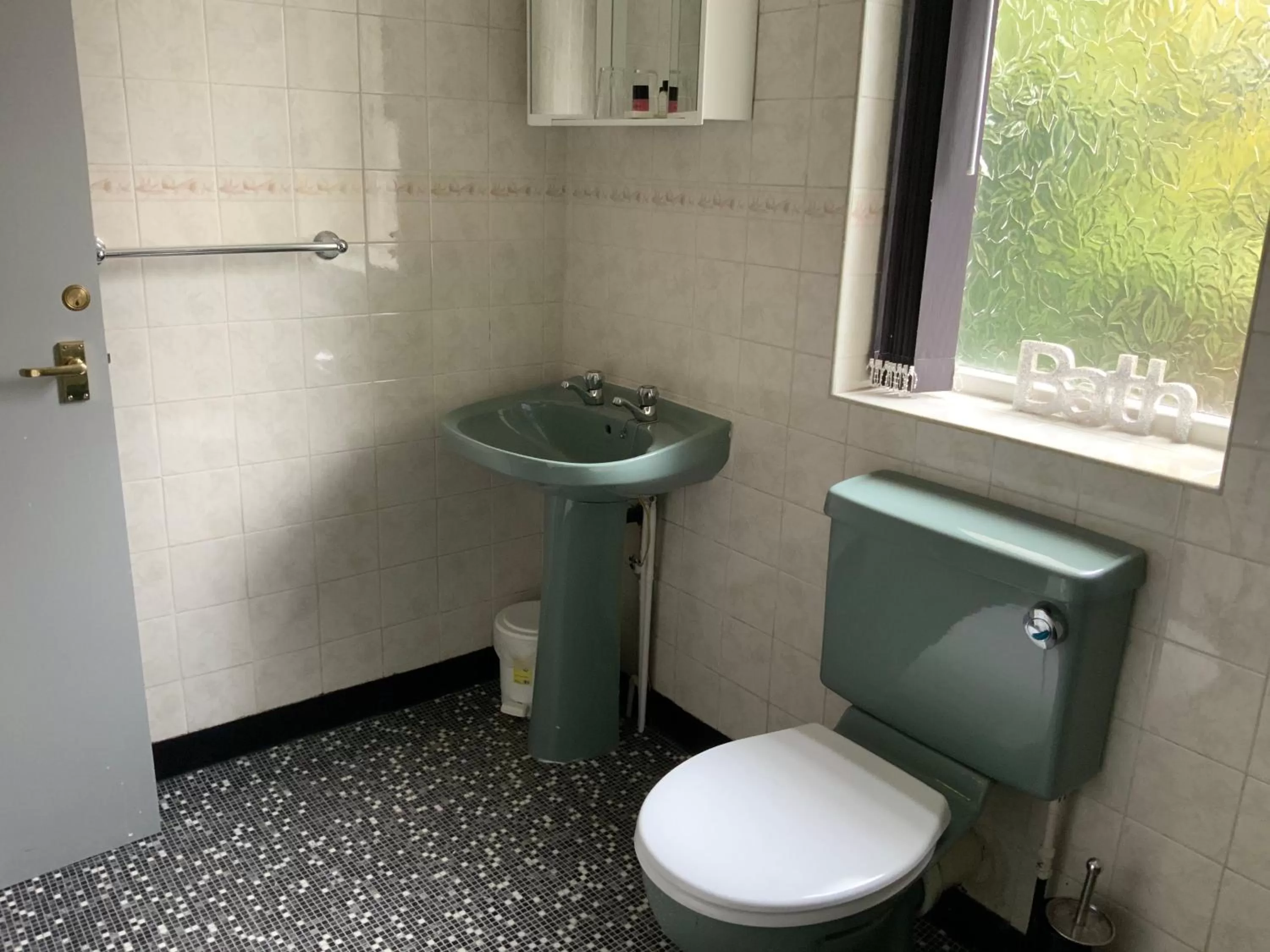 Single Room with Private External Bathroom - single occupancy in The Spread Eagle