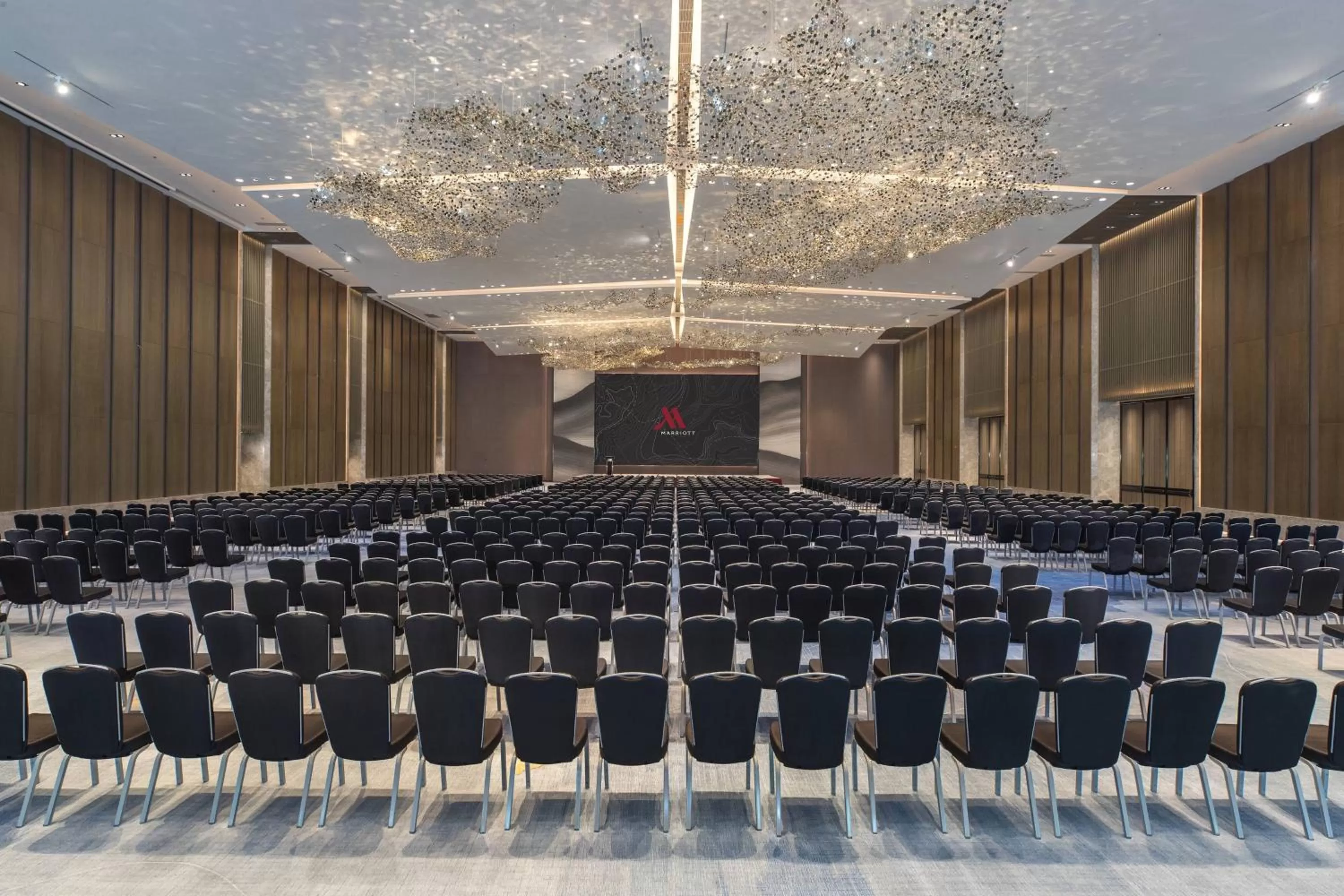 Entertainment in Suzhou Marriott Hotel Taihu Lake