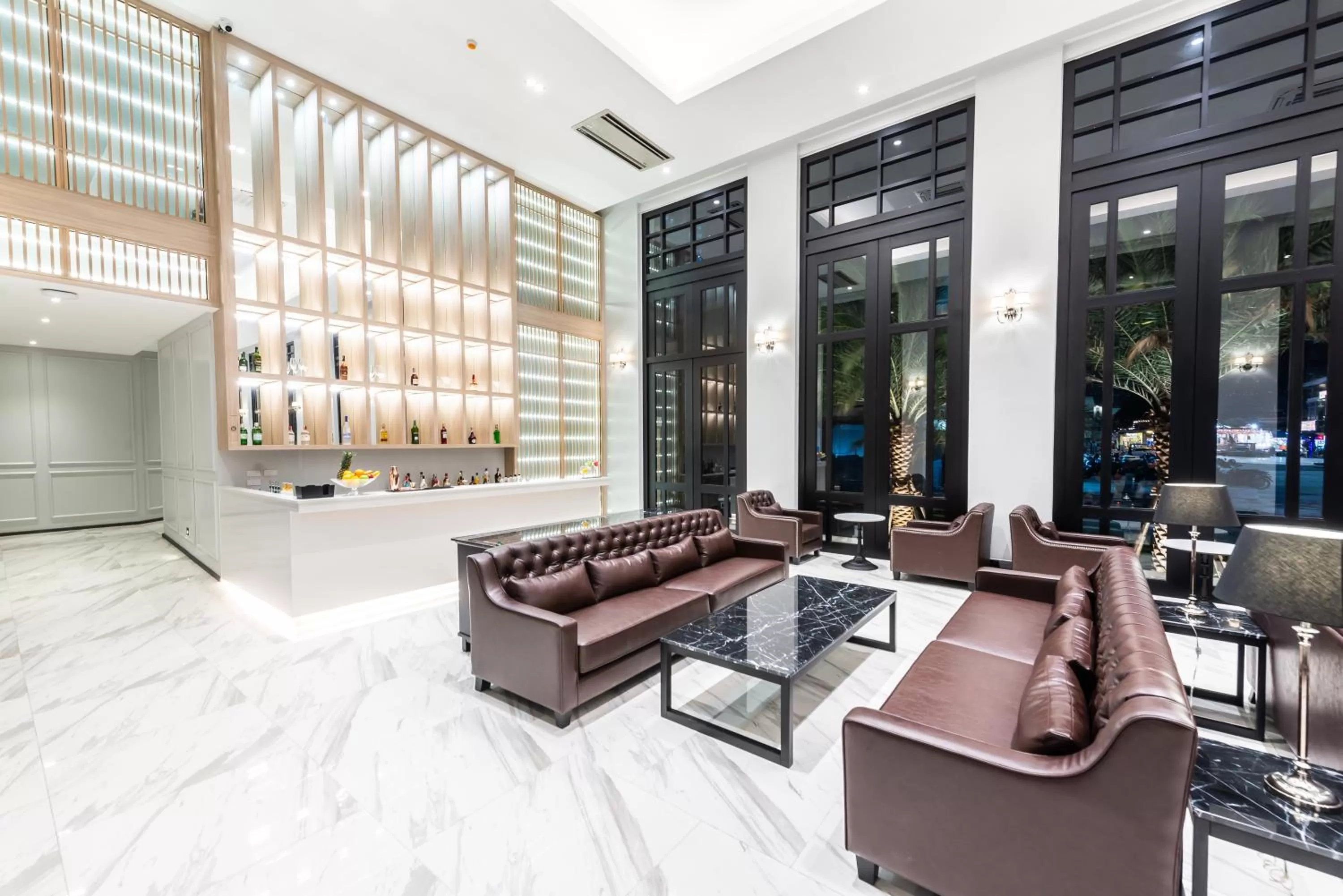 Lounge or bar in One Patio Hotel Pattaya - SHA Extra Plus