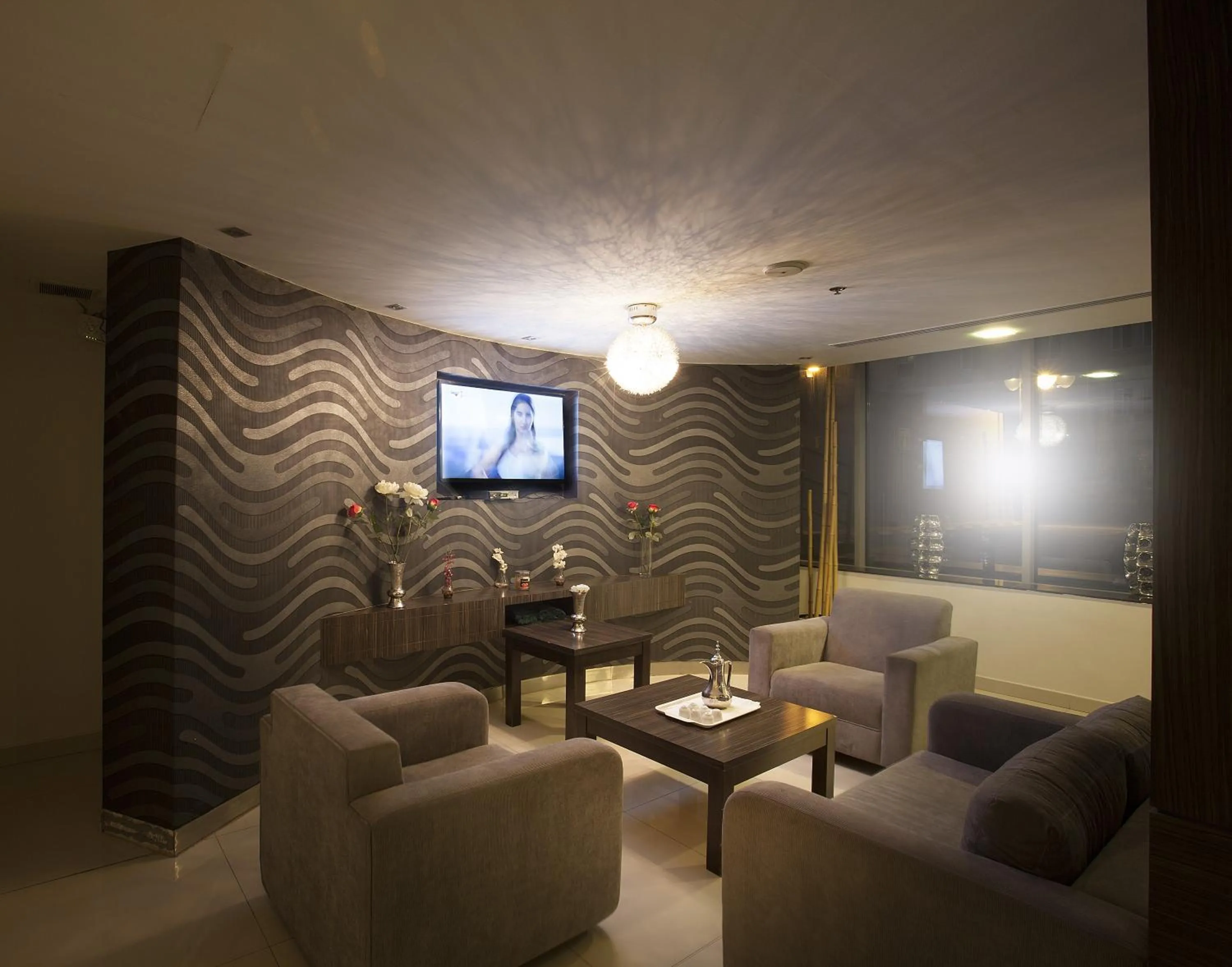 Food and drinks in Hayat Watheer for serviced Apartment