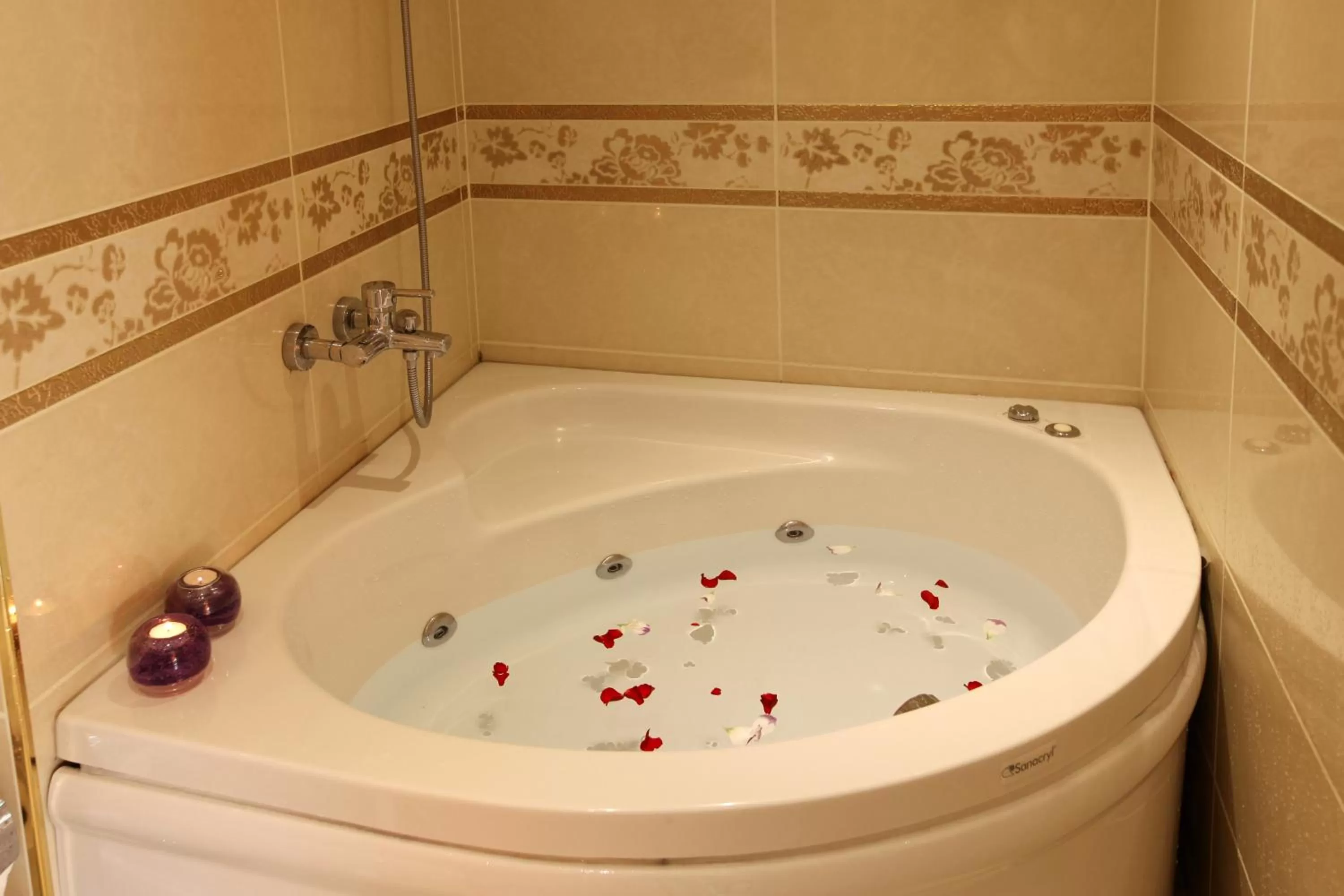 Bathroom in Sirkeci Park Hotel