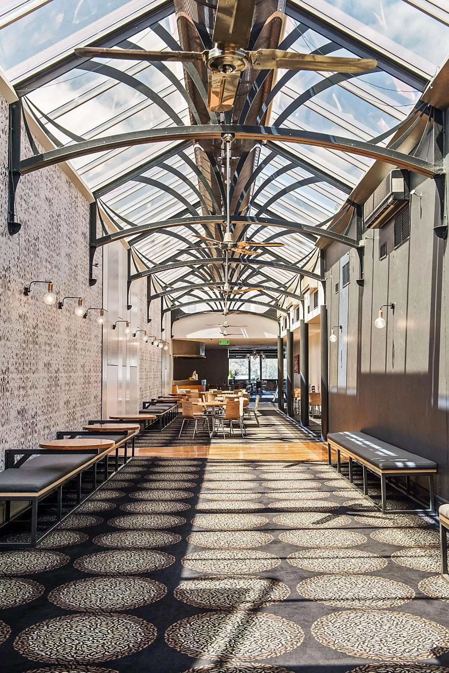 Continental breakfast in Berri Hotel