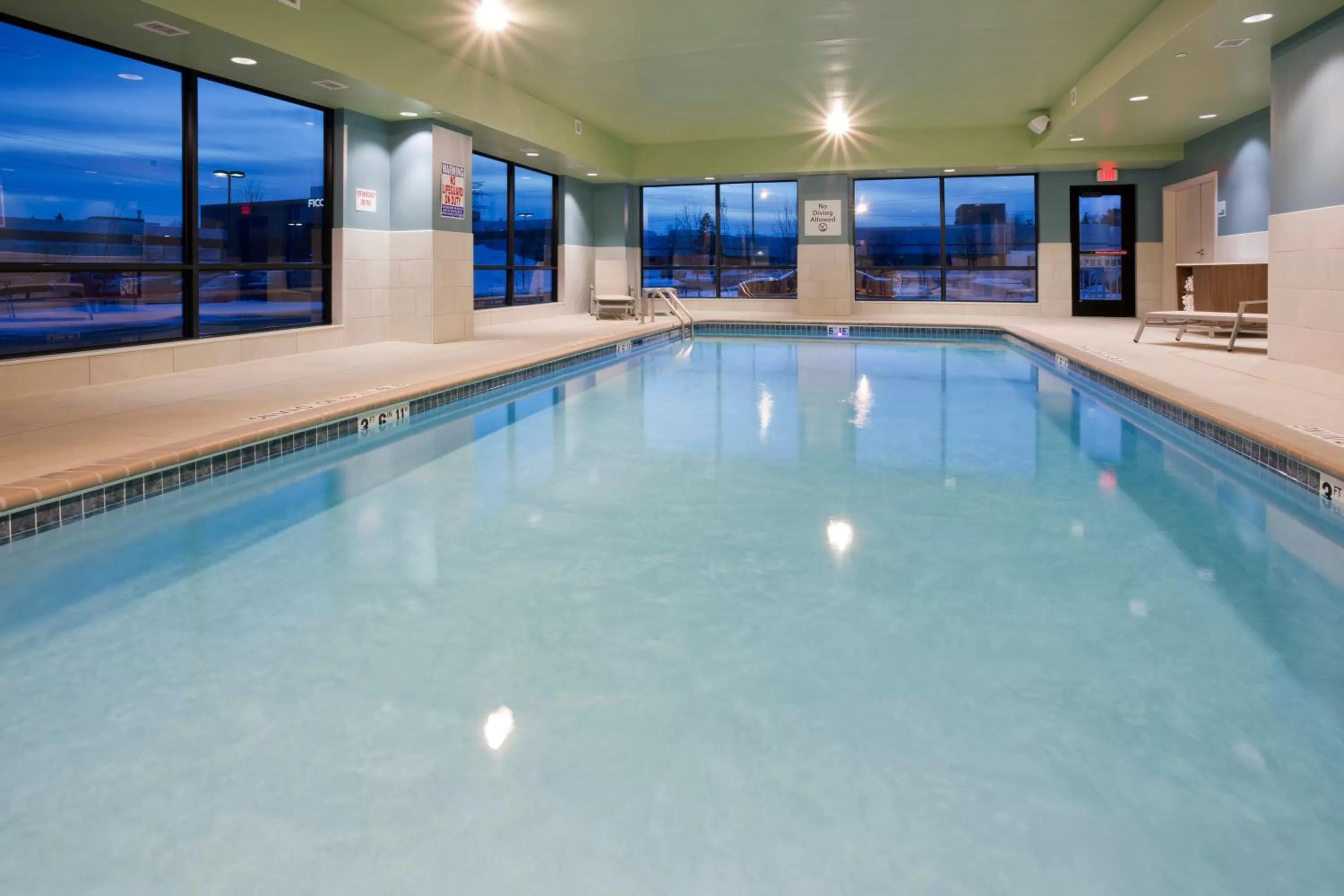 Swimming pool in Holiday Inn Express Roseville-St. Paul by IHG