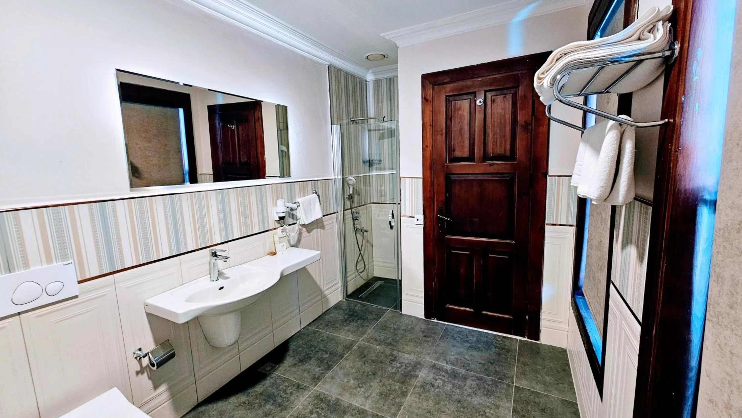 Bathroom in Otantik Hotel & Spa