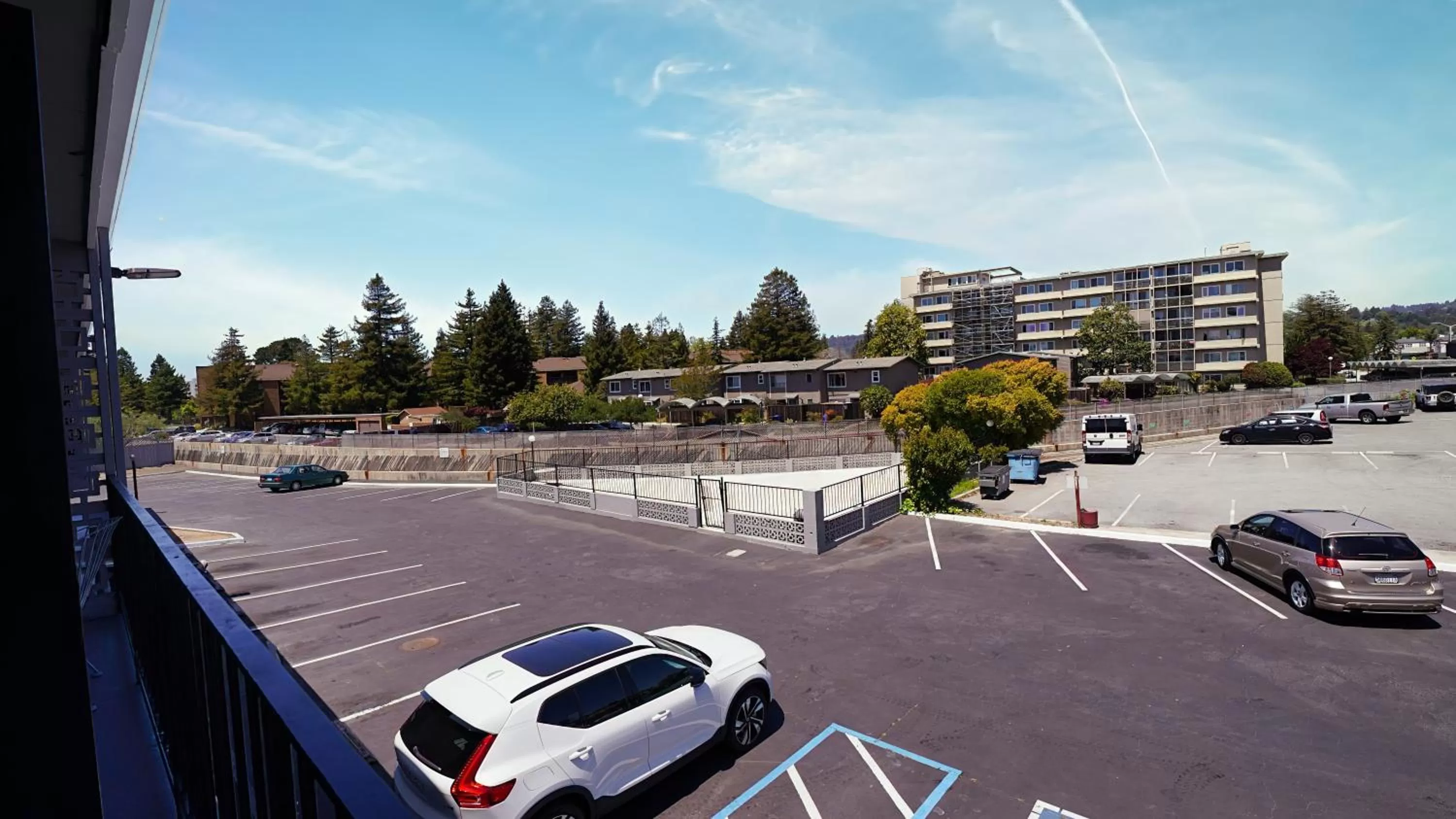 Parking in SeaSide Inn & Suites