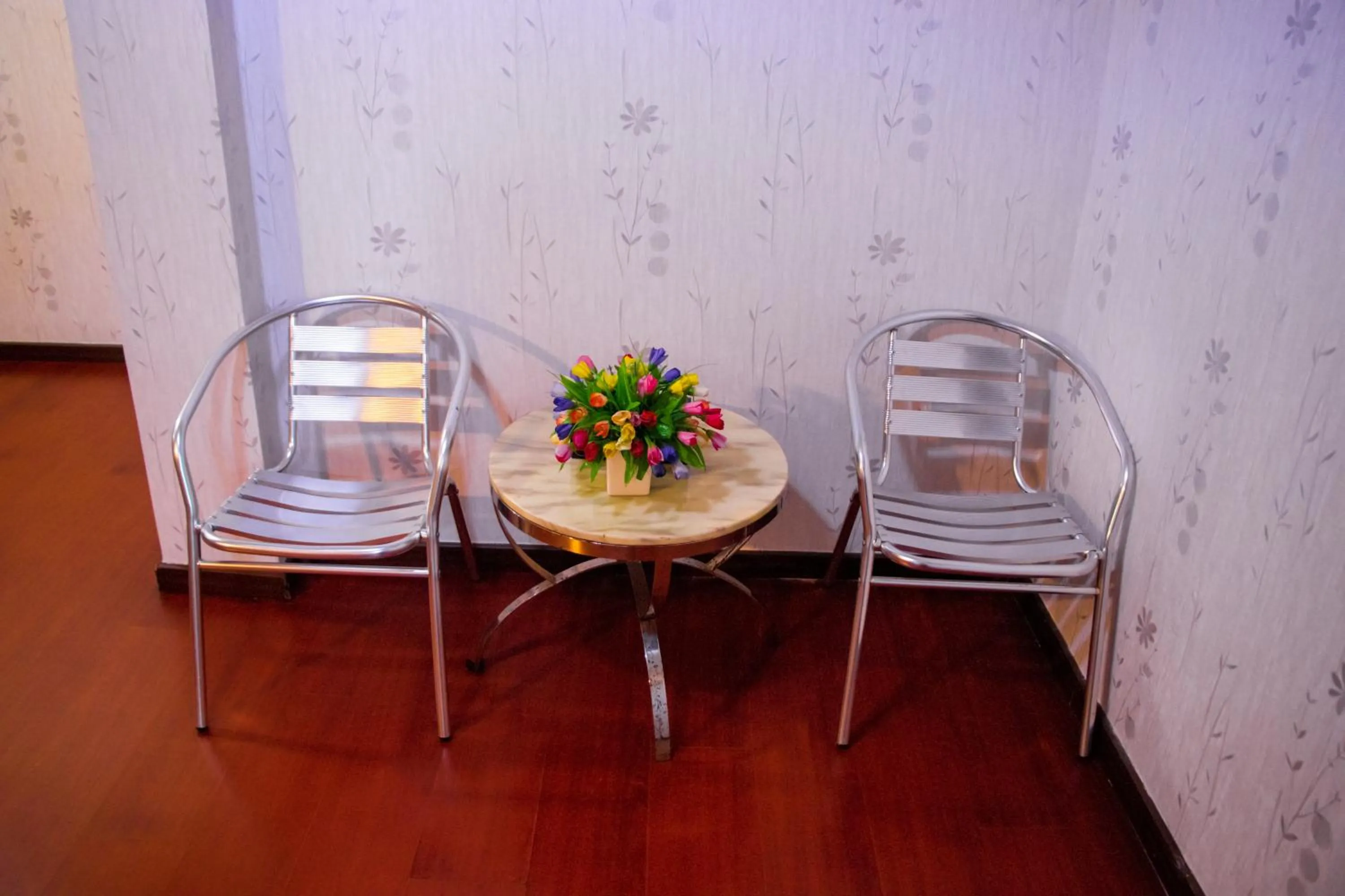 Seating area in Visiting Card Hotel & Resort