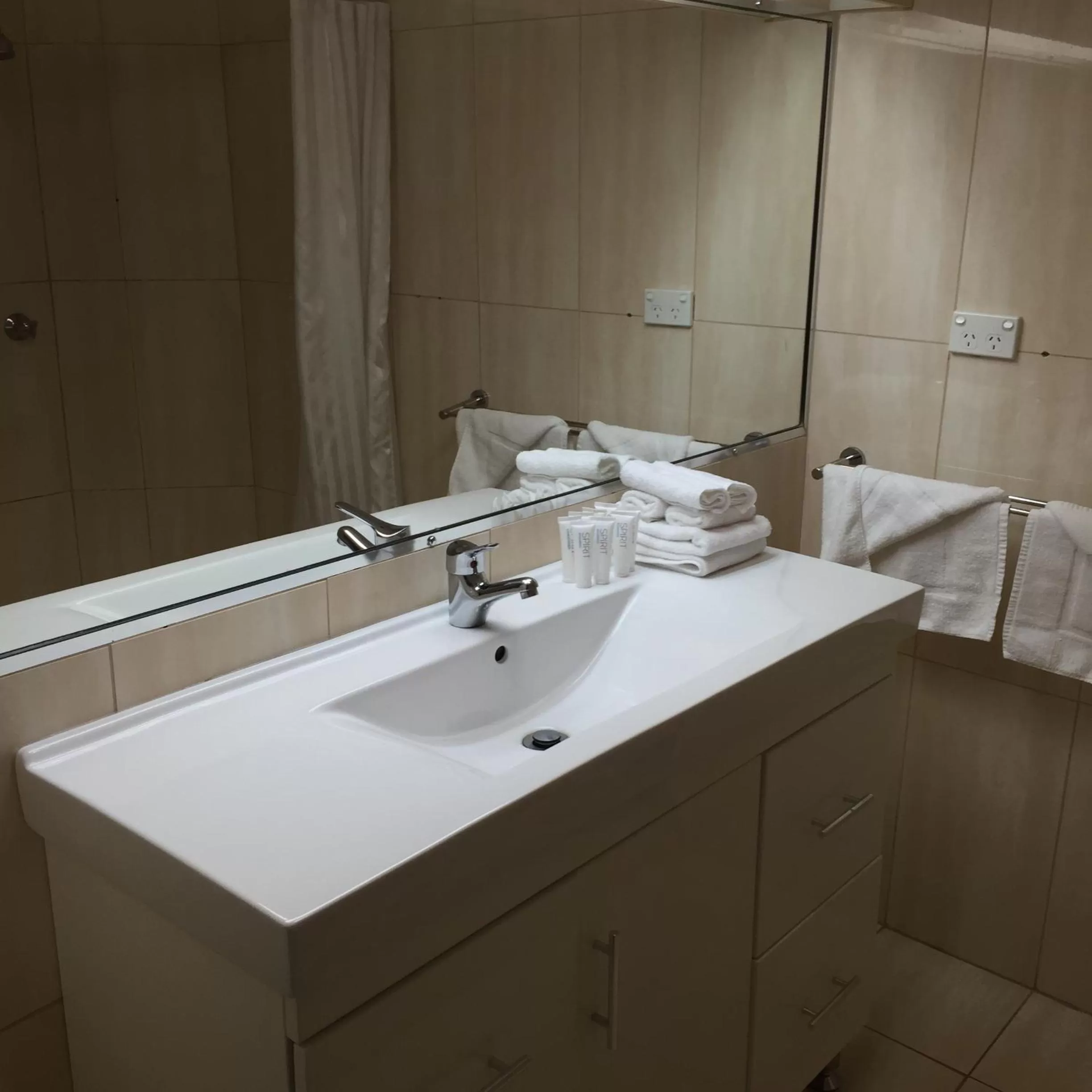 Bathroom in Hunts Hotel Liverpool