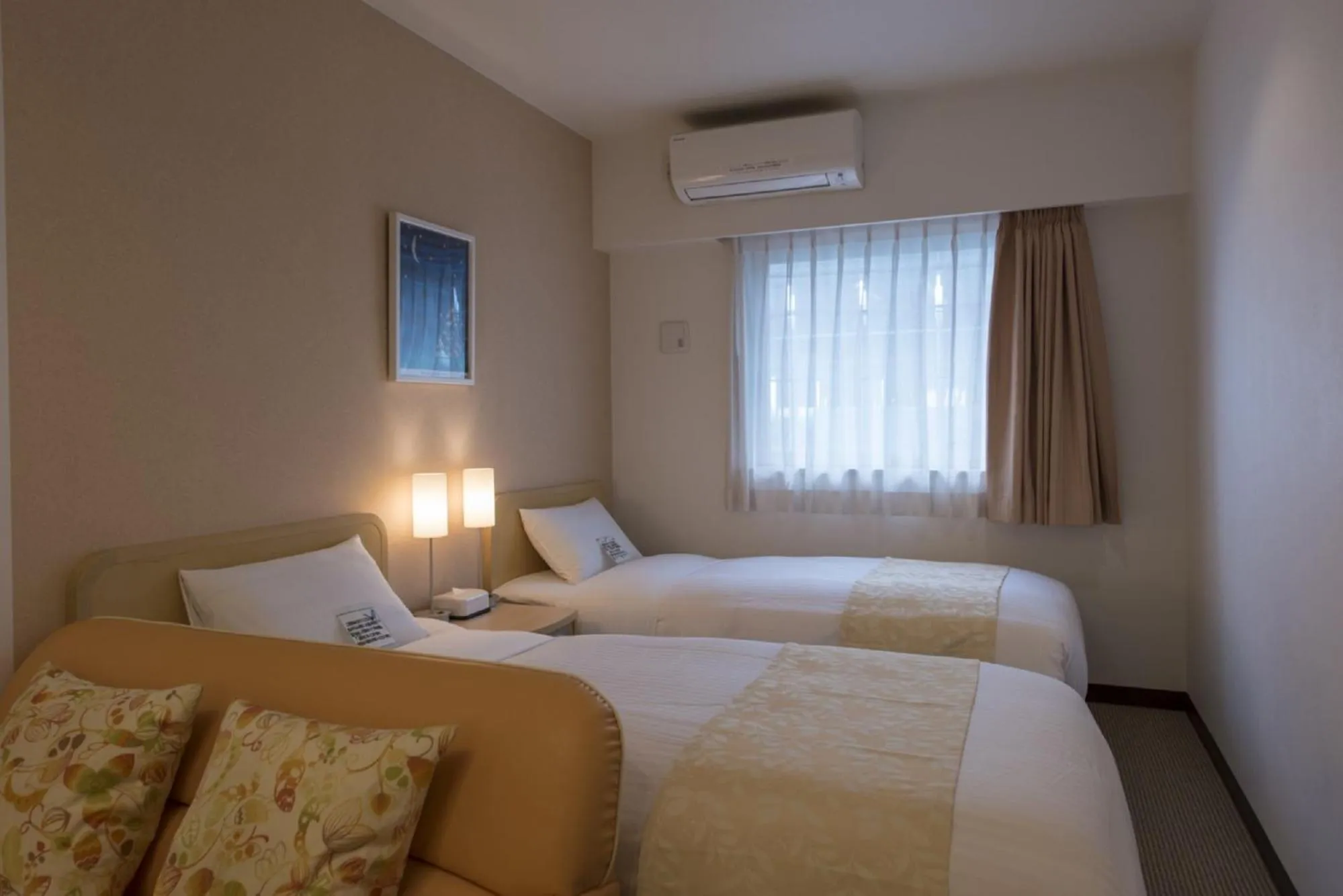 Photo of the whole room, Bed in Hotel Famy Inn Kinshicho