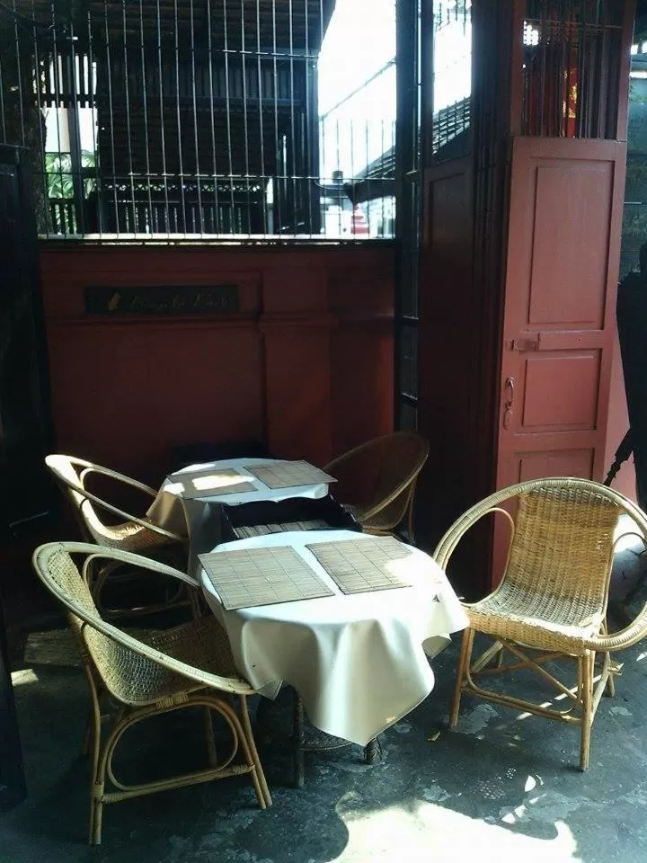 Seating area in Tri Yaan Na Ros Colonial House