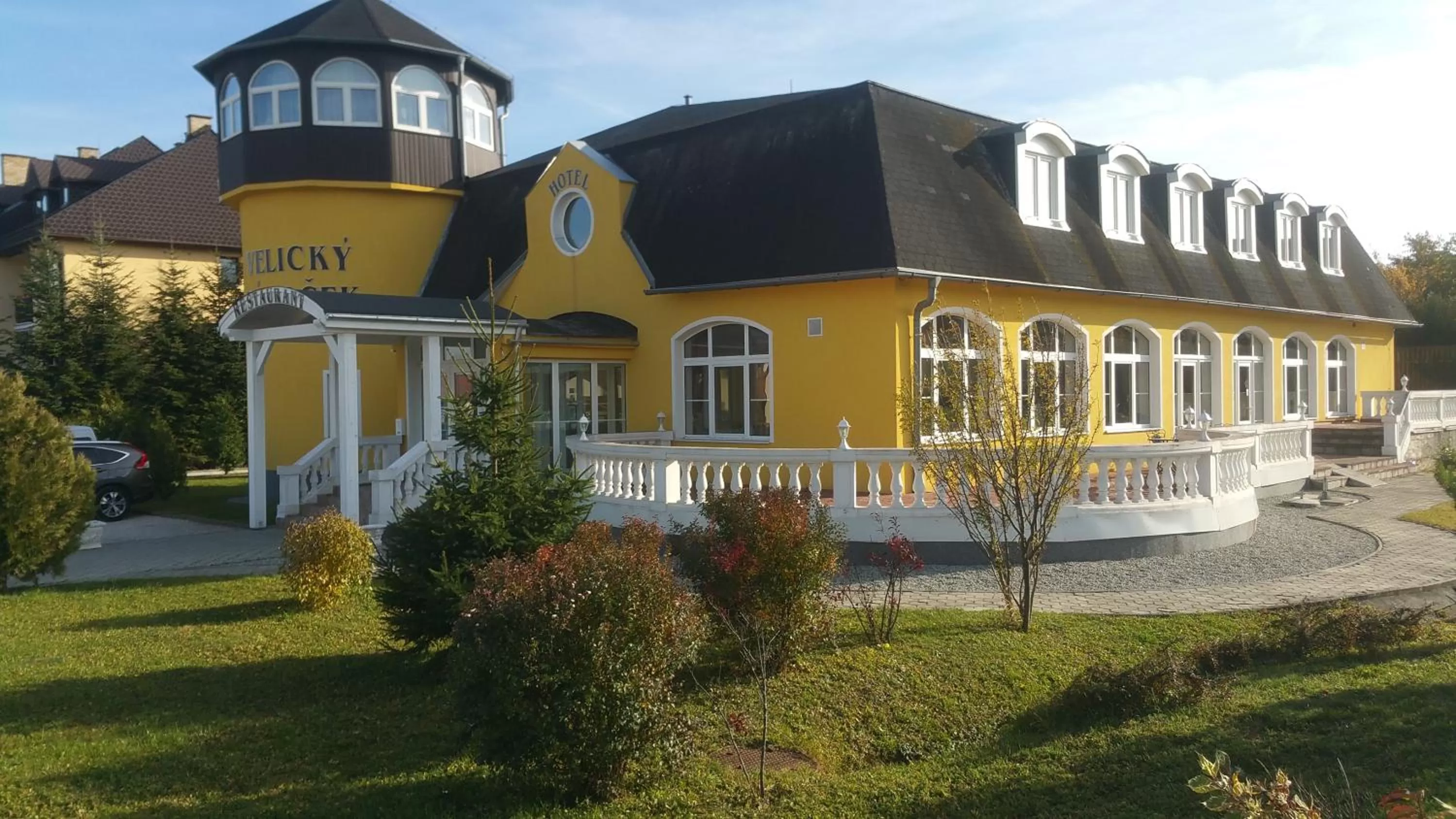 Garden view, Property Building in Pension Velický Zámoček