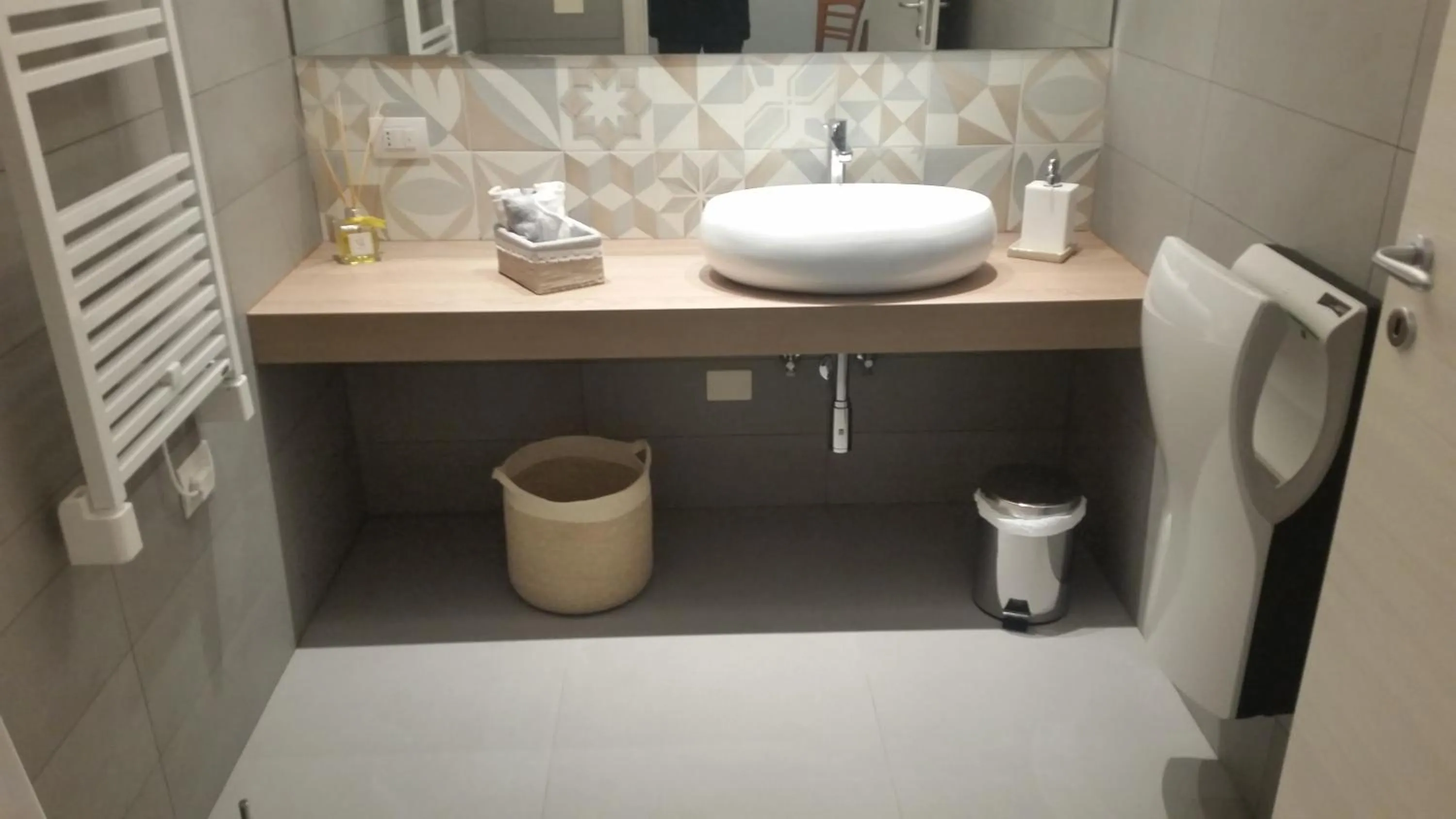 Bathroom in Hotel Leone