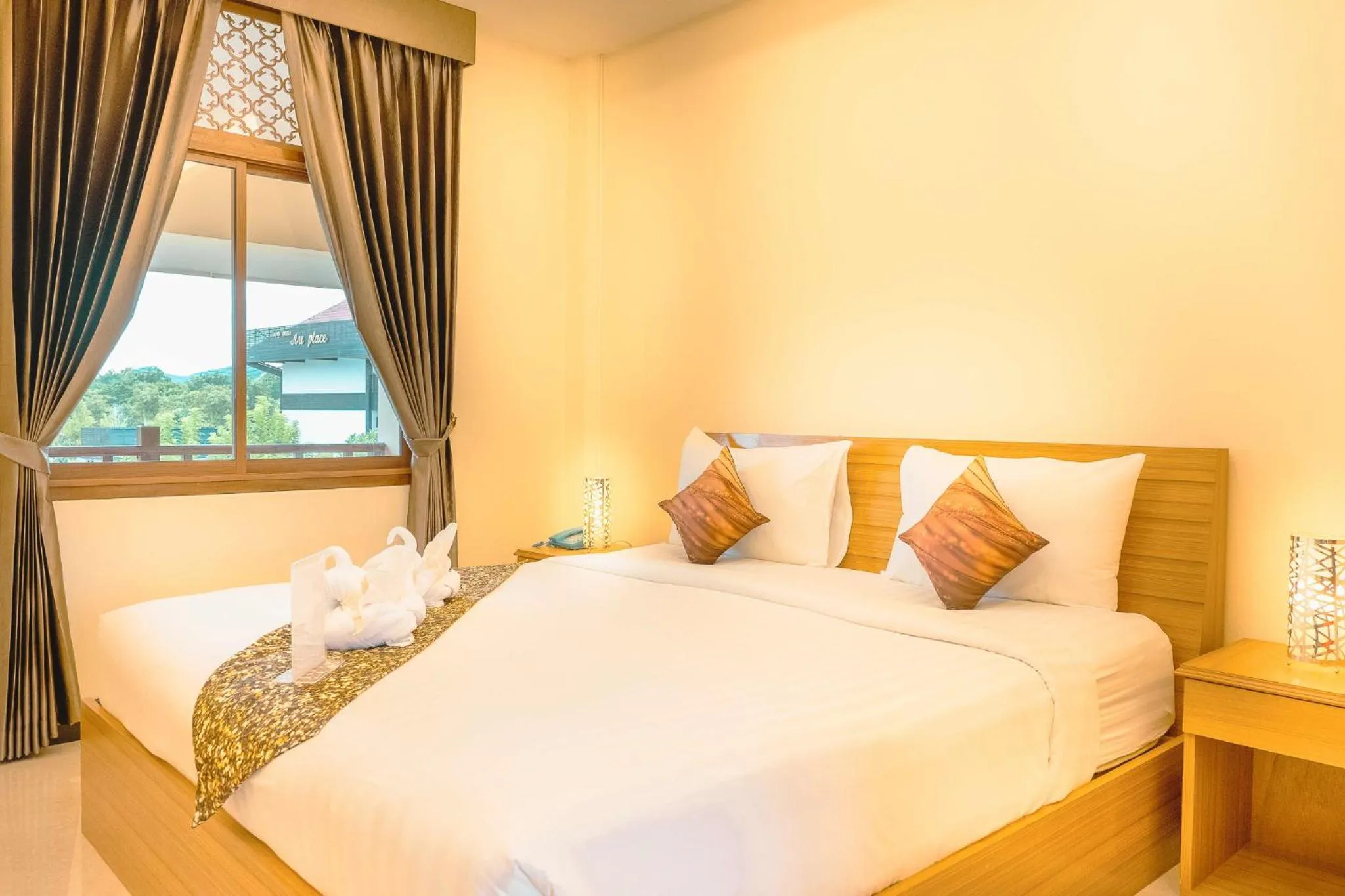 Bedroom, Bed in AU Place Hotel