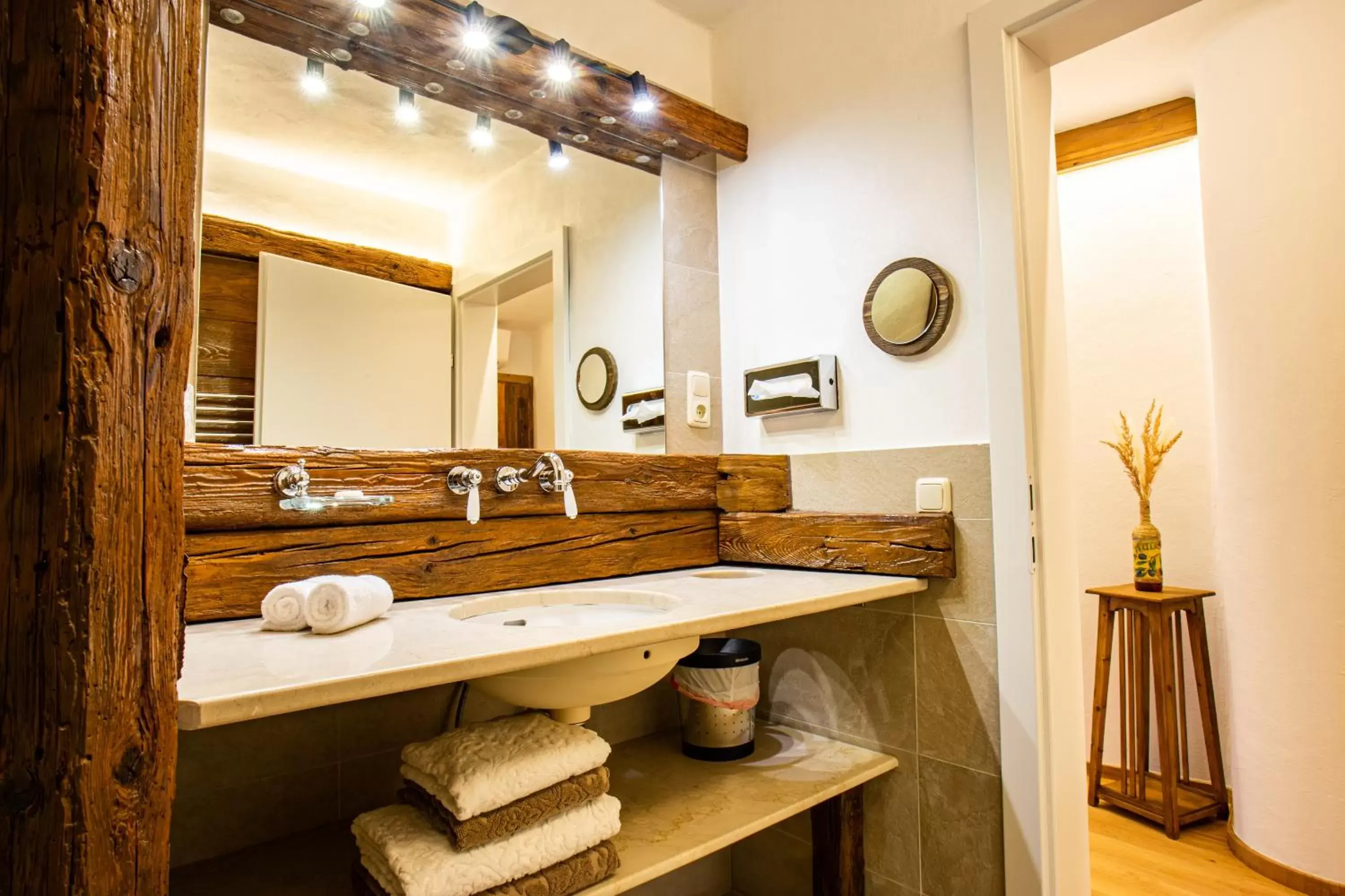 Twin Room in Gasthof Lend-Platzl Twin Room in Gasthof Lend-Platzl