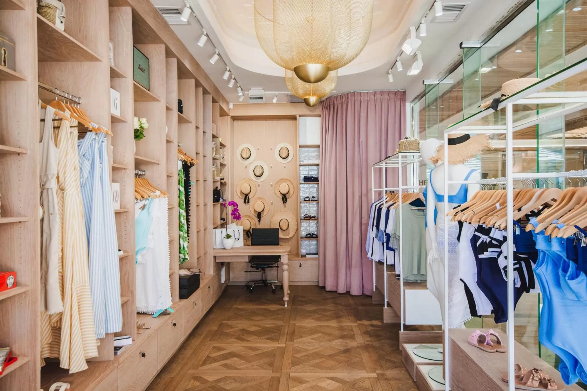 Shopping Area in The Marly Boutique Hotel