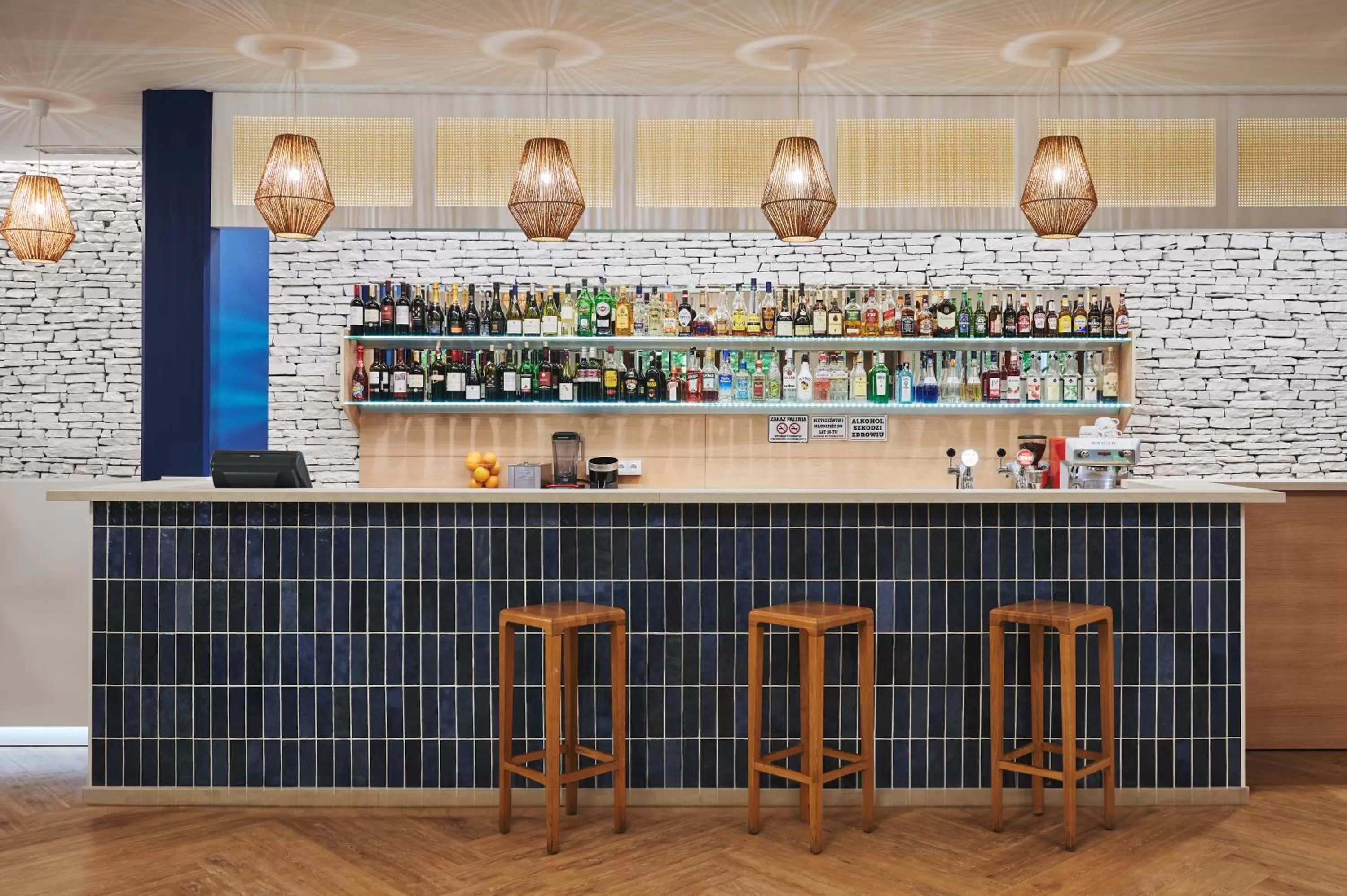 Lounge or bar in Golden Tulip Międzyzdroje Residence