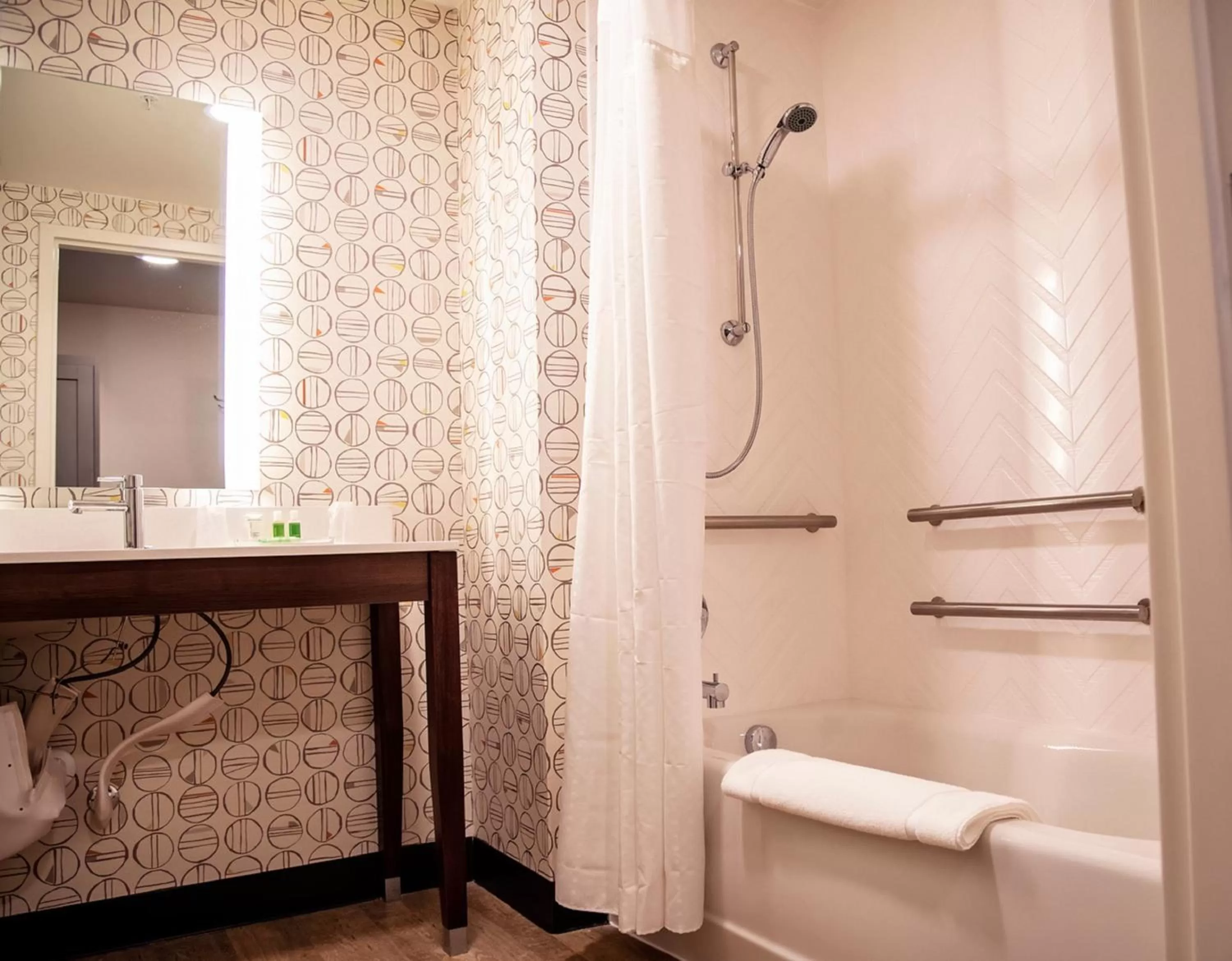 Bathroom in Holiday Inn & Suites - Savannah Airport - Pooler by IHG