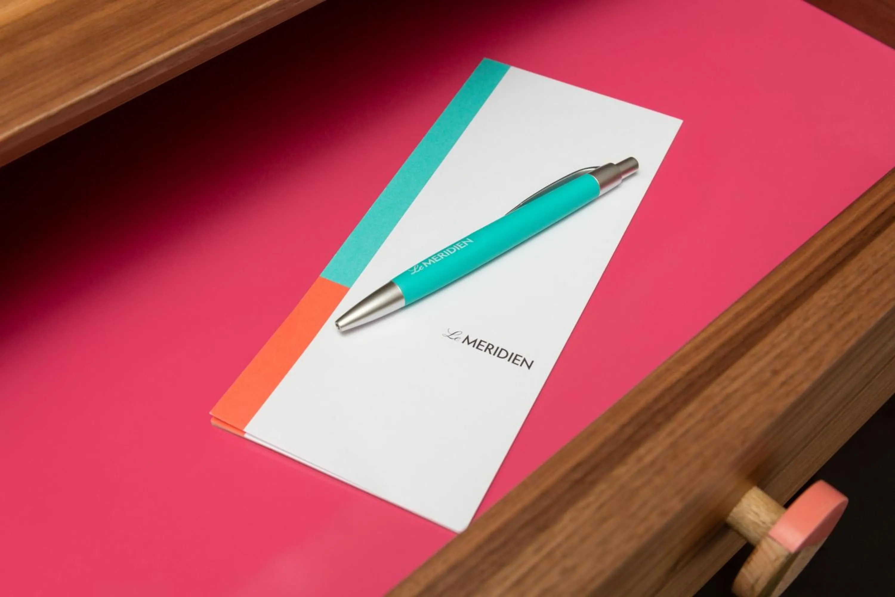 Photo of the whole room in Le Meridien New York, Fifth Avenue