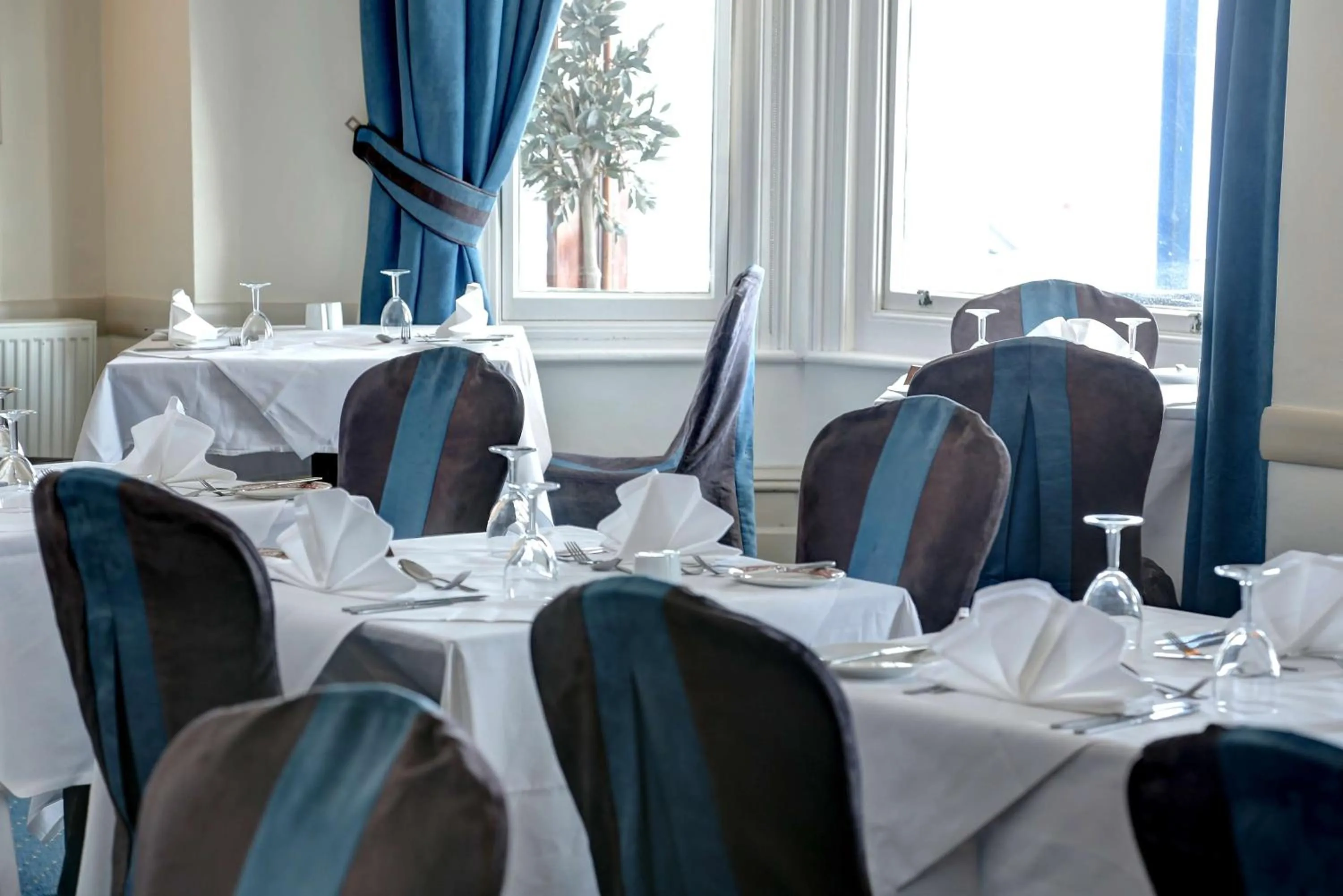 Restaurant/places to eat in Best Western York House Hotel