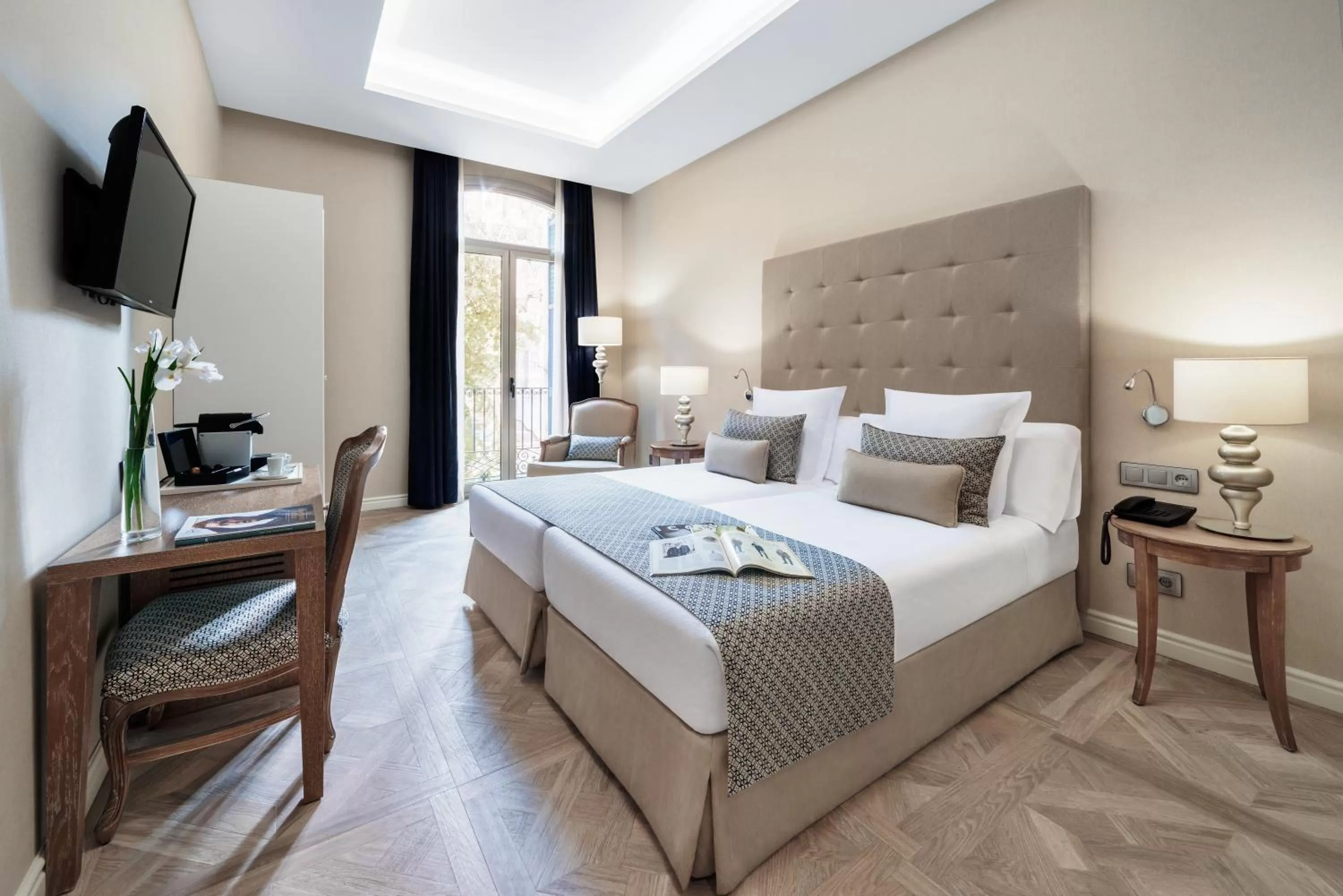 Bedroom in Colón Hotel Barcelona