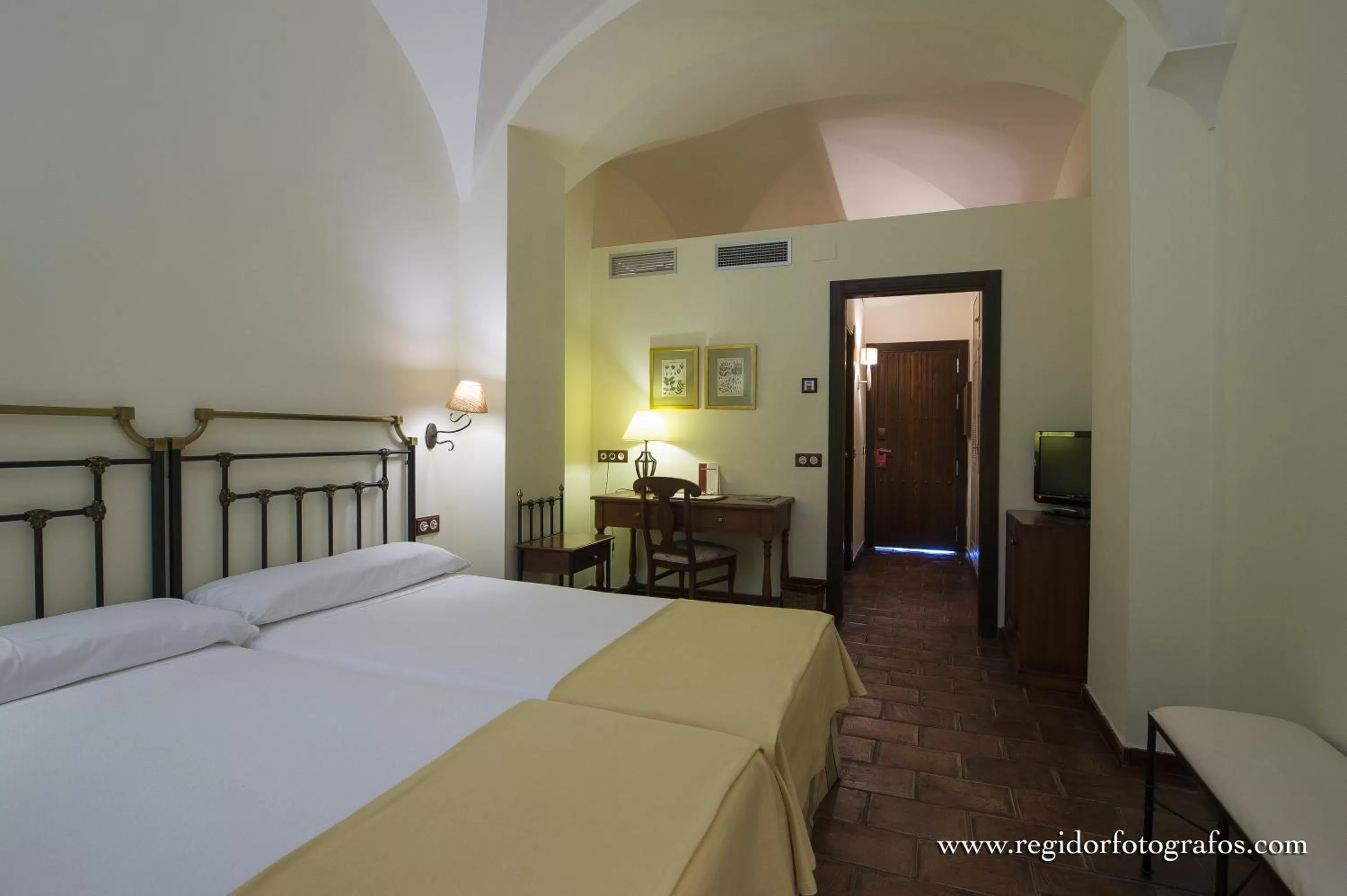 Photo of the whole room, Bed in Hospedium Hotel Cortijo Santa Cruz