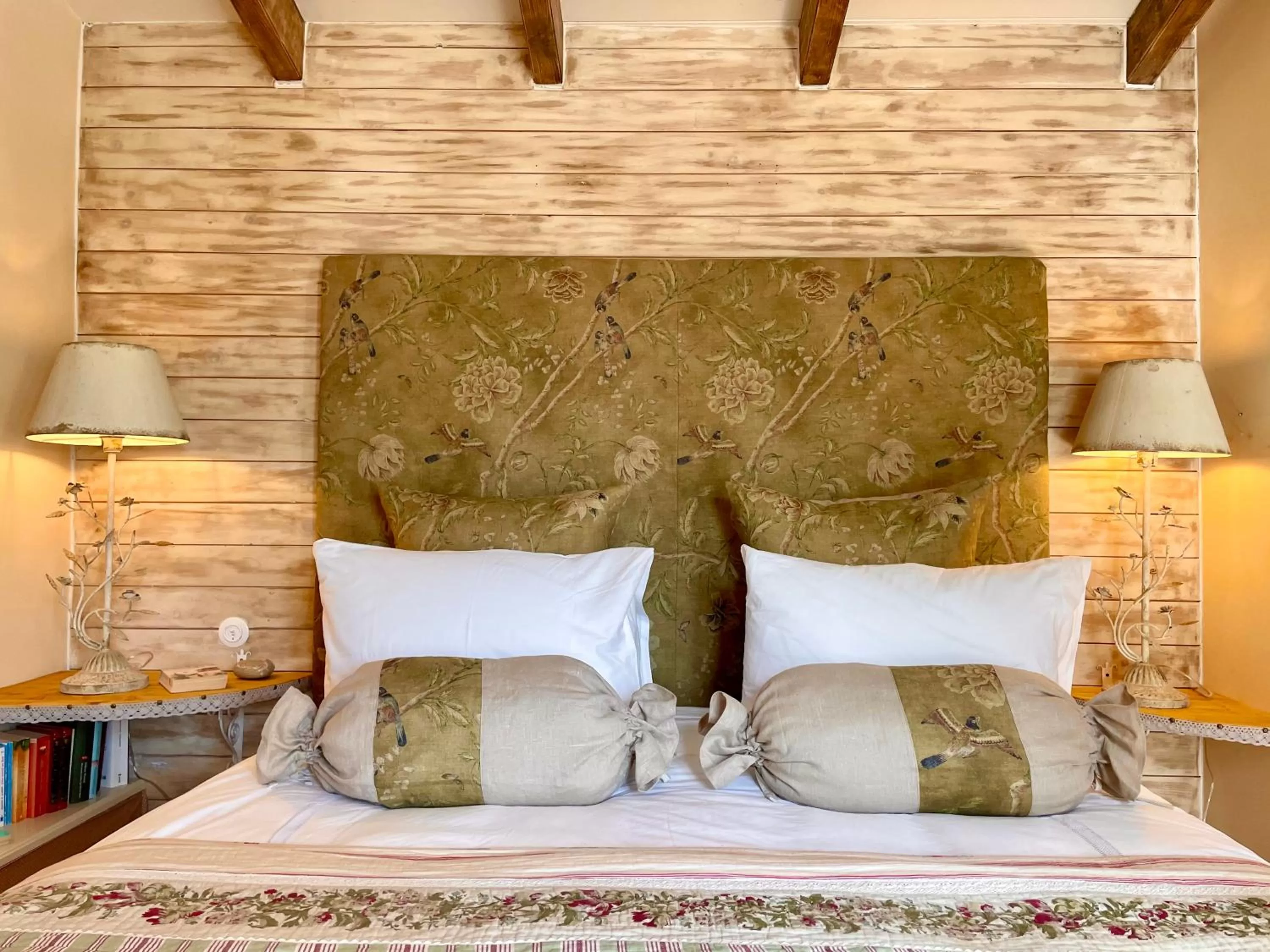 Bedroom, Bed in Weißt Du noch - Gästehäuser & Suiten