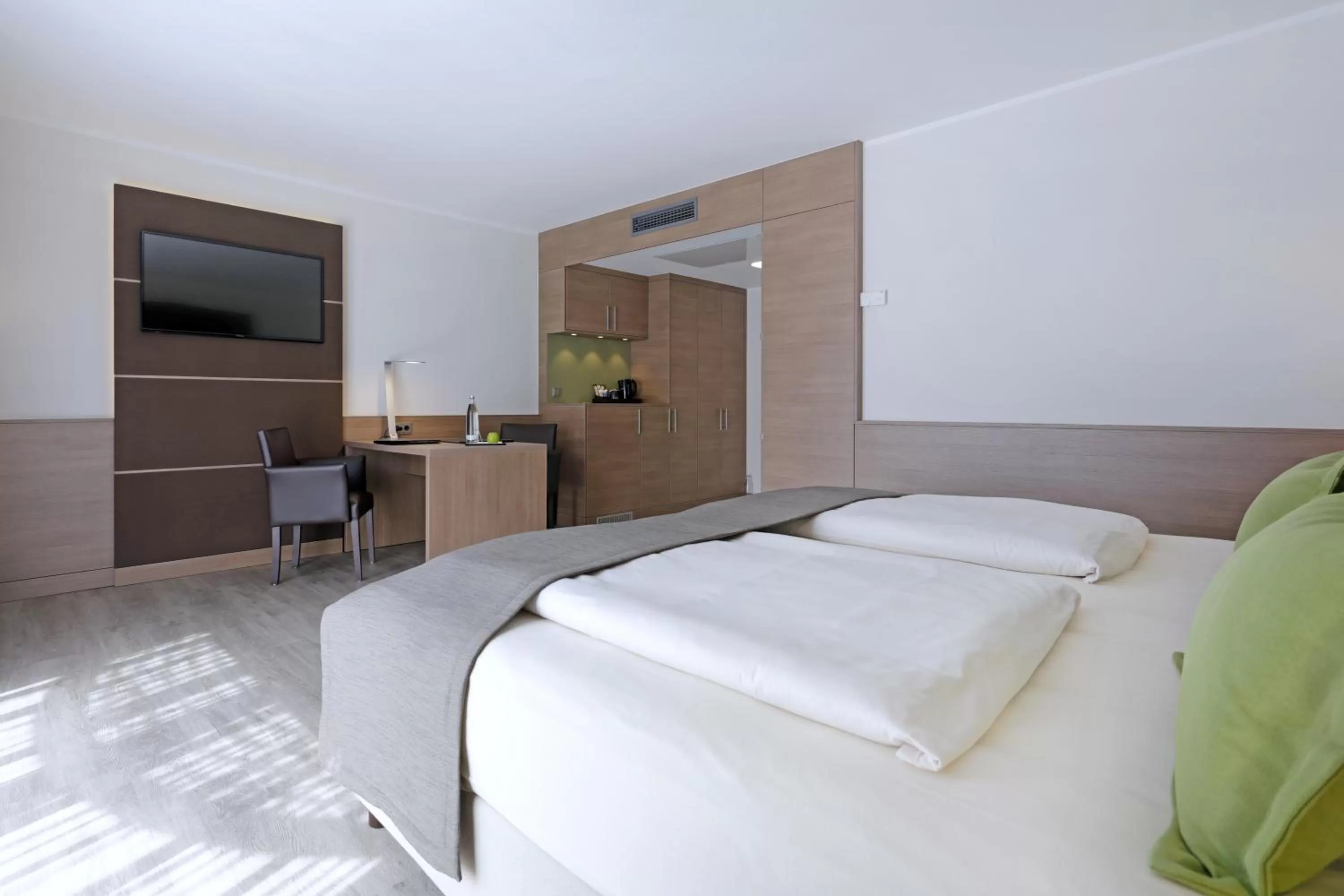 Day, Bed in Lindner Hotel Dusseldorf Airport, part of JdV by Hyatt