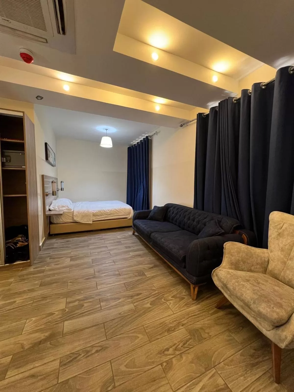 Seating Area in La Riva Hotel