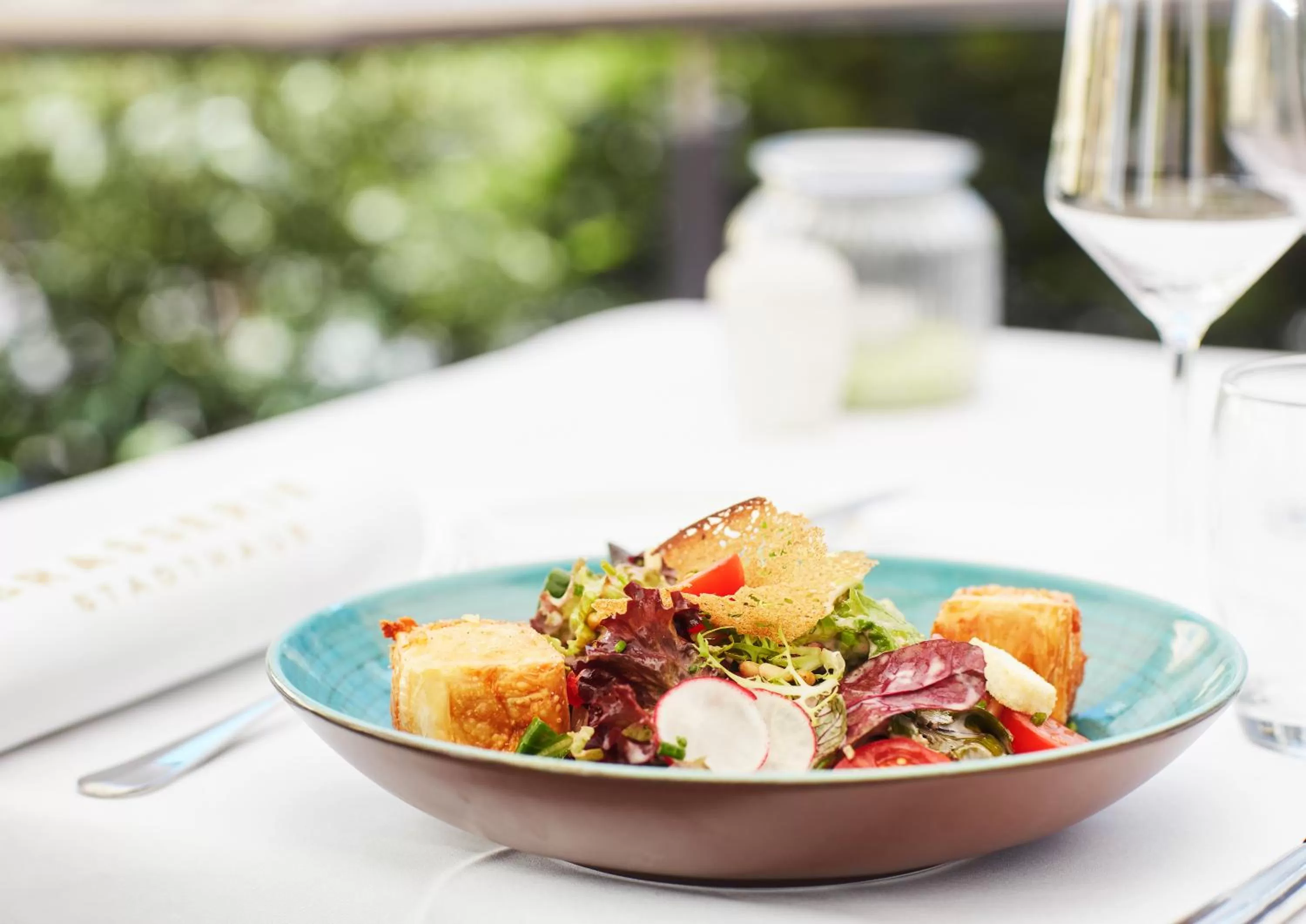 Restaurant/places to eat in Living Hotel De Medici