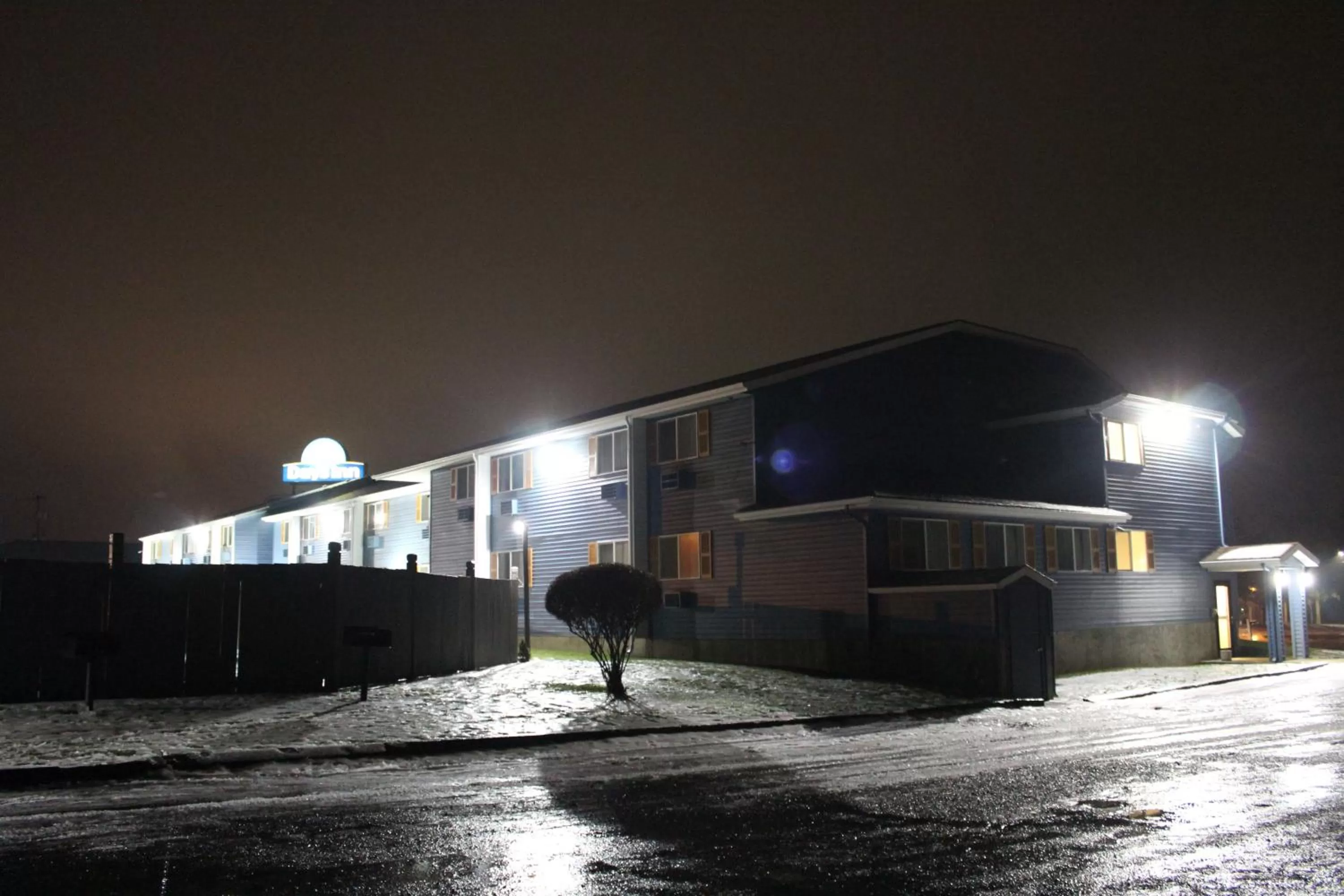 Property building in Days Inn by Wyndham Ritzville