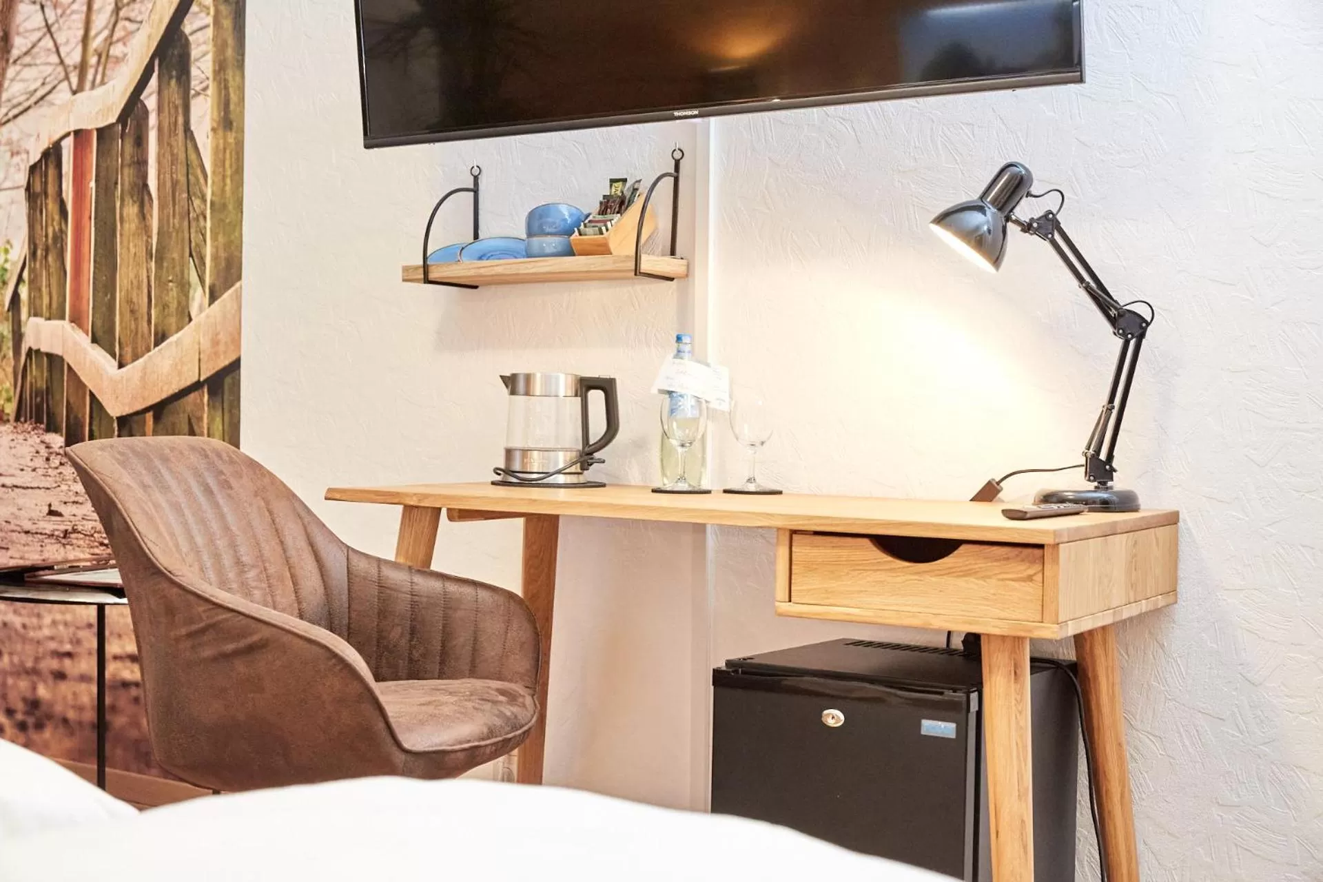 Kitchen or kitchenette in Zum Fischer am See ***S