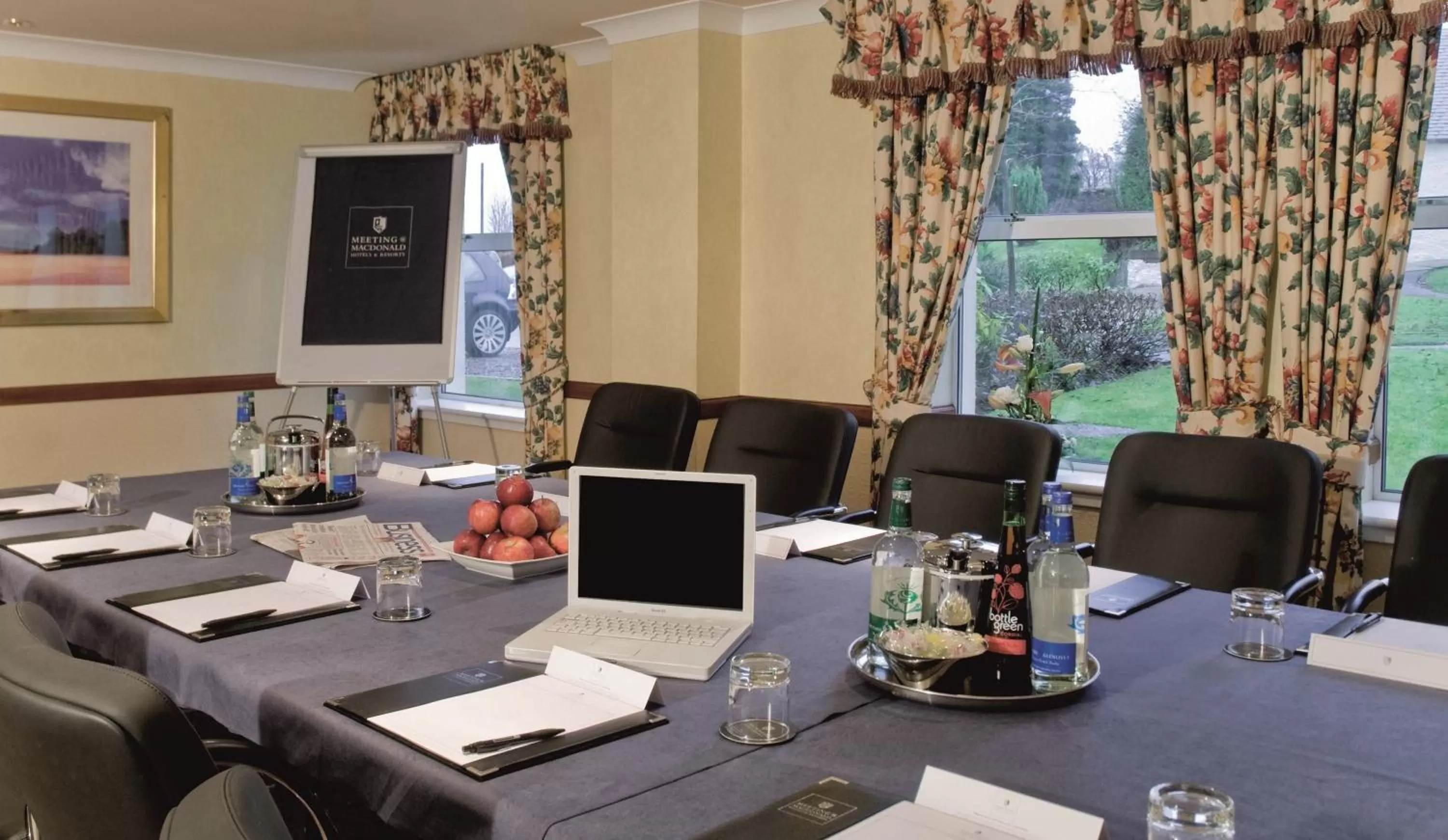 Meeting/conference room in Macdonald Crutherland House