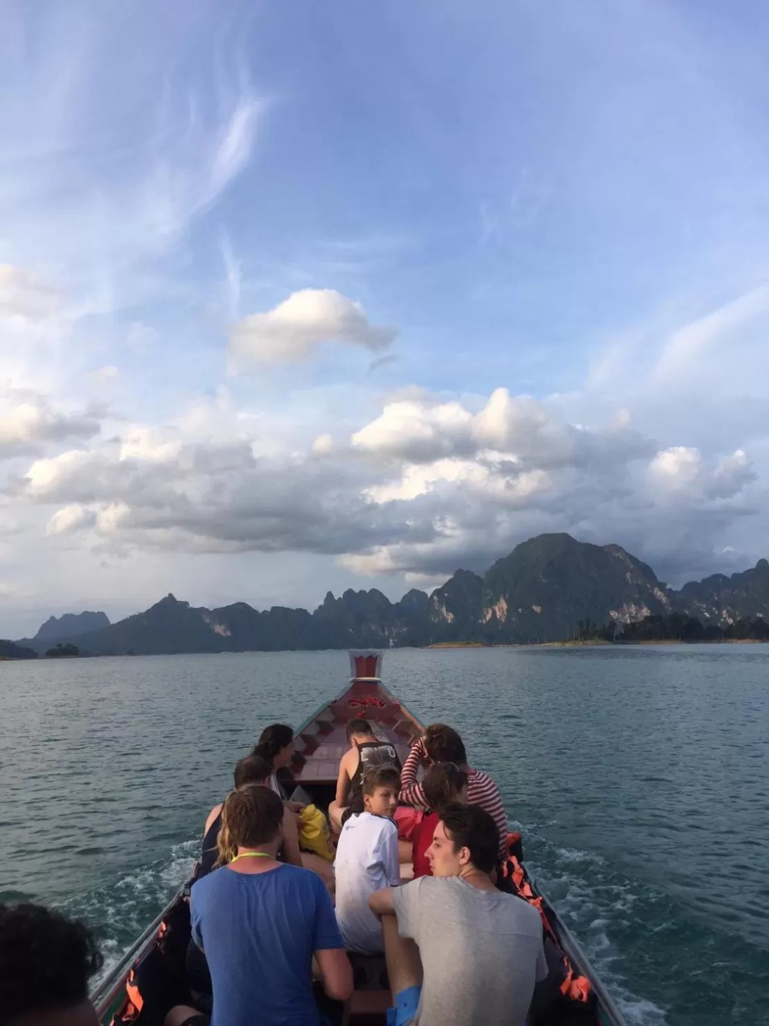 People in Khao Sok Jungle Huts Resort
