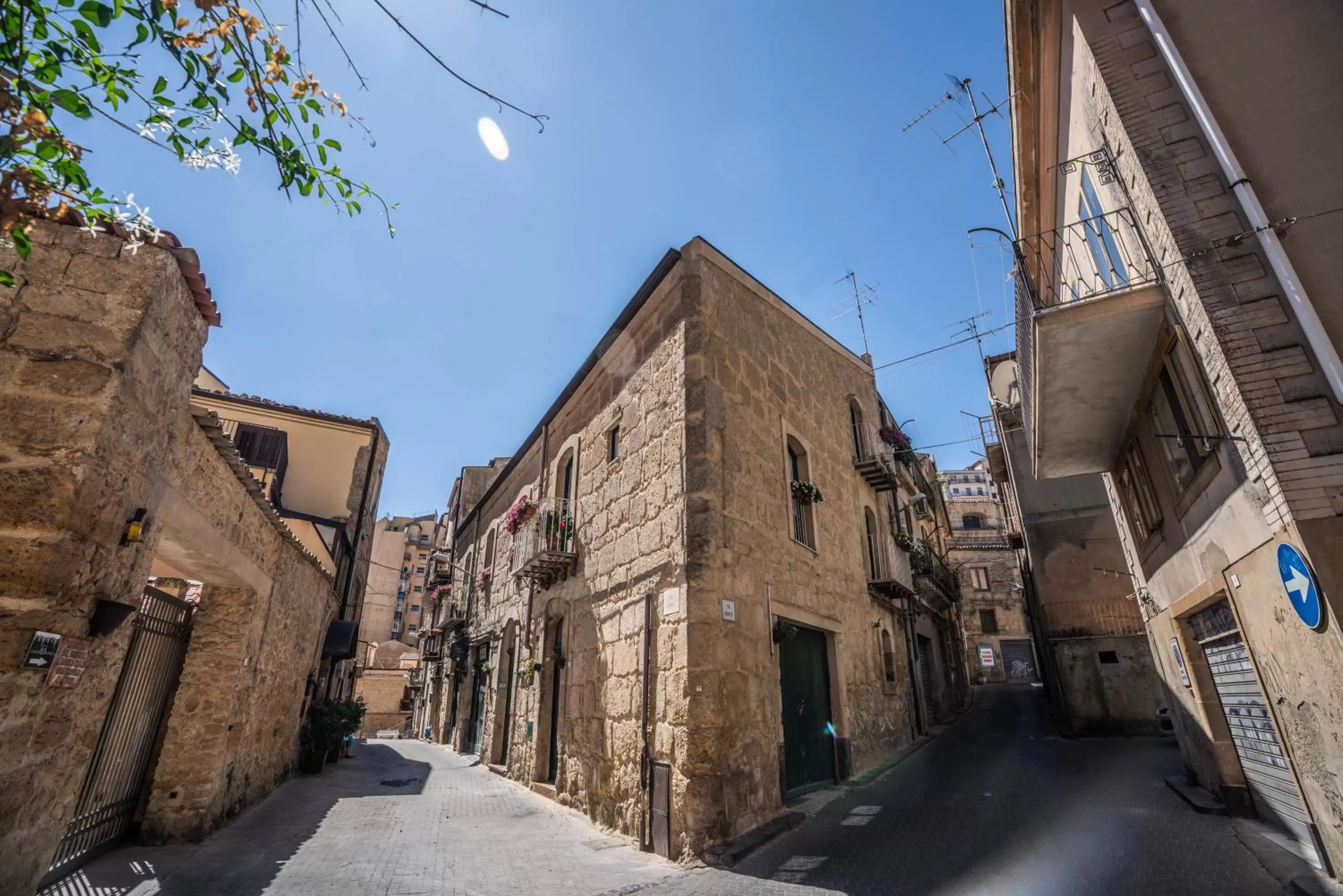 Property building in Bianko EcoChic