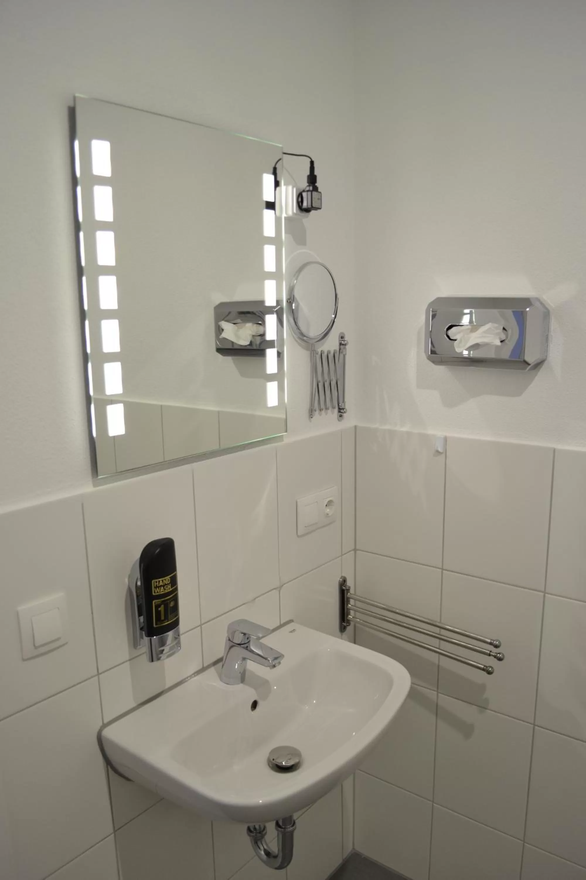 Bathroom in Platia - rooms