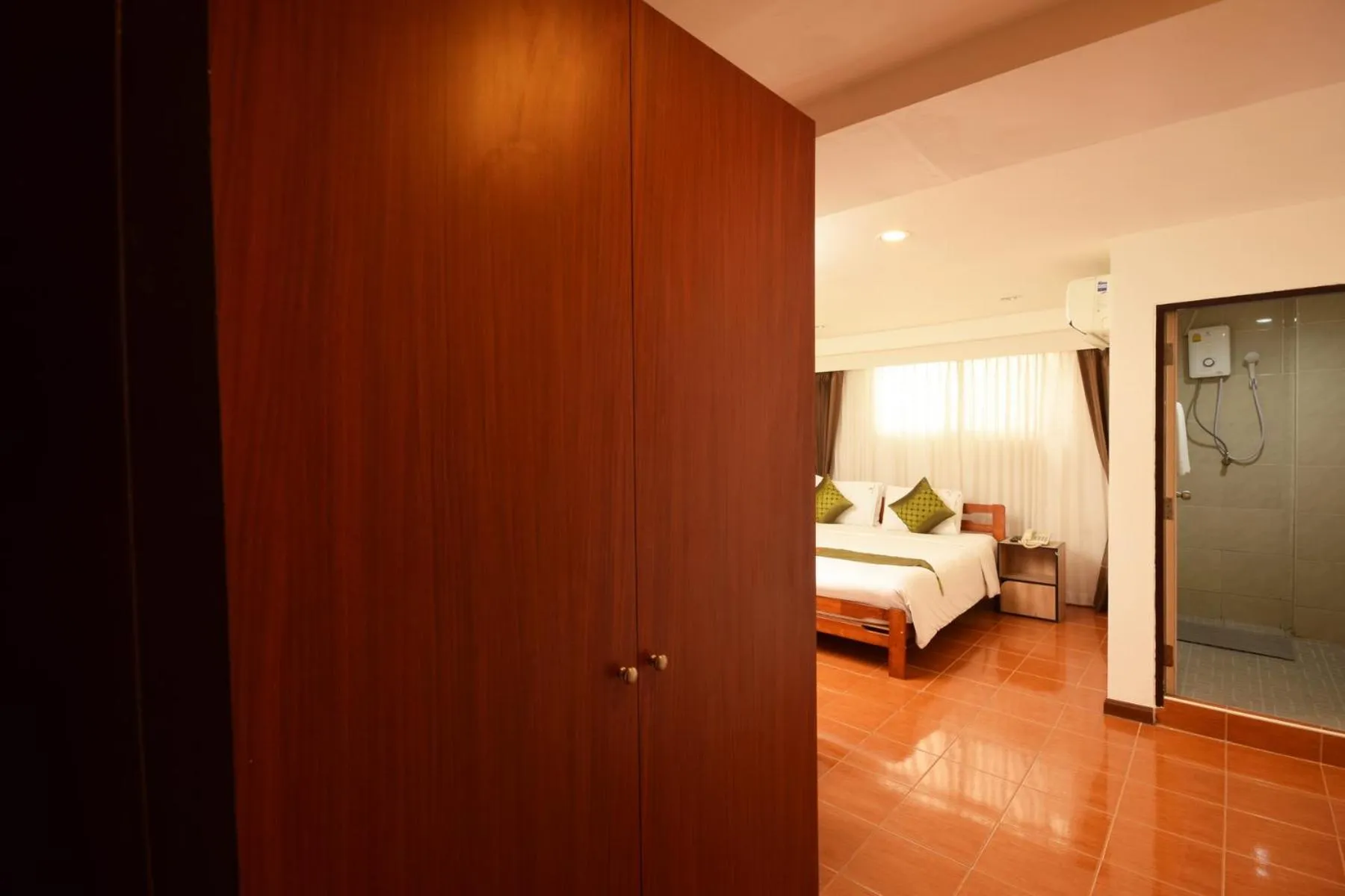 Bed in Blissotel Ratchada