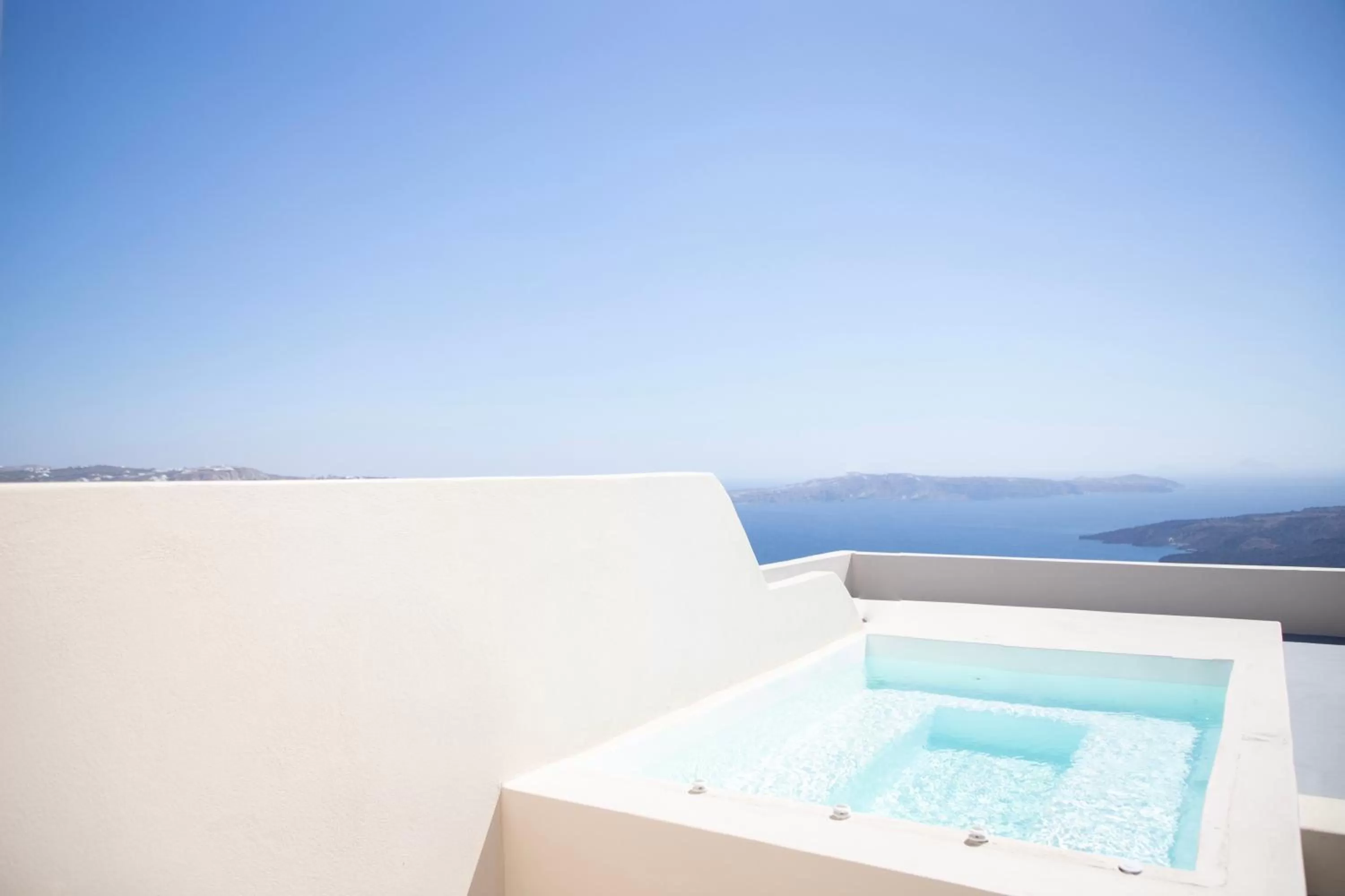 Caldera Cliff Illusion