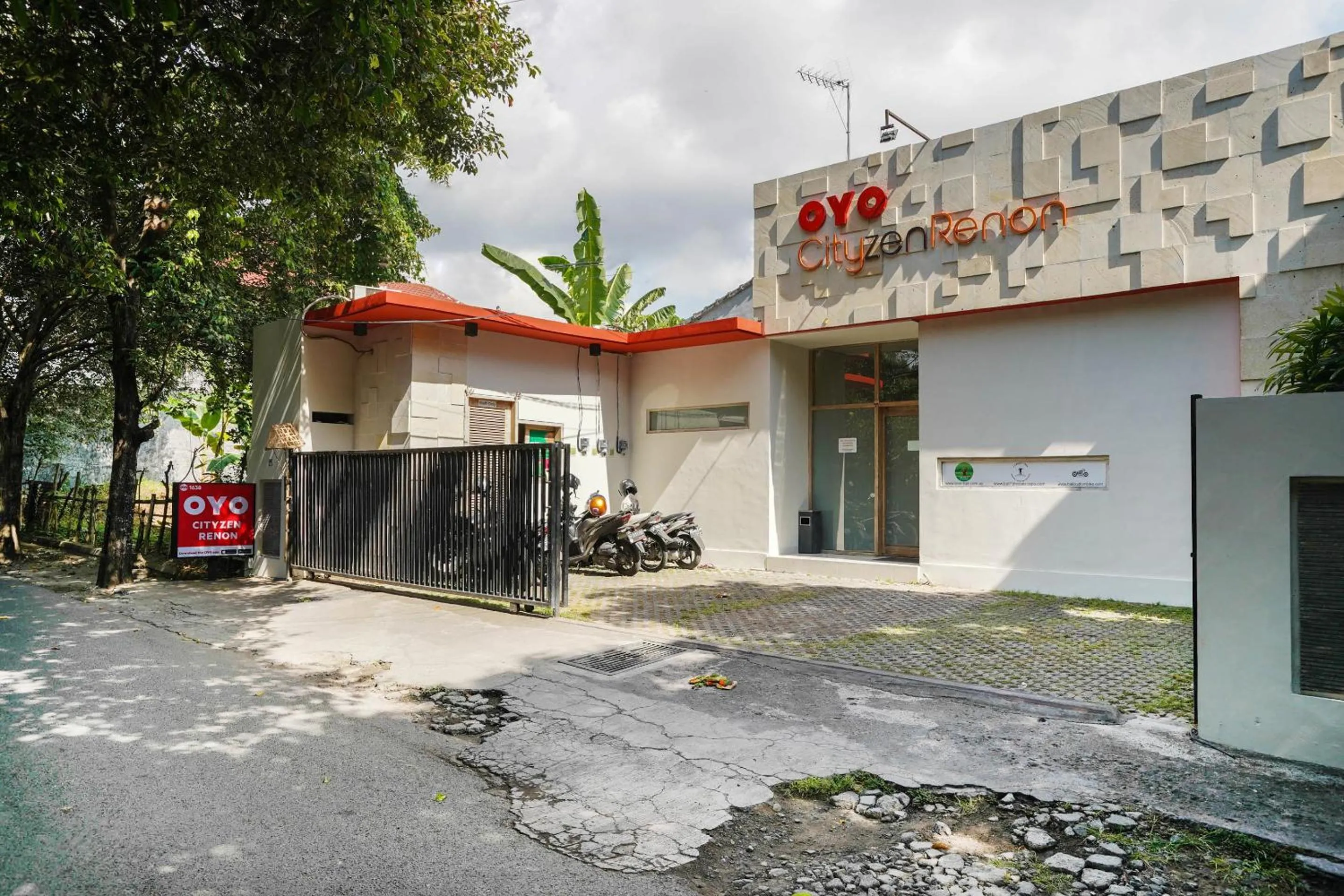 Facade/entrance in Cityzen Renon Hotel