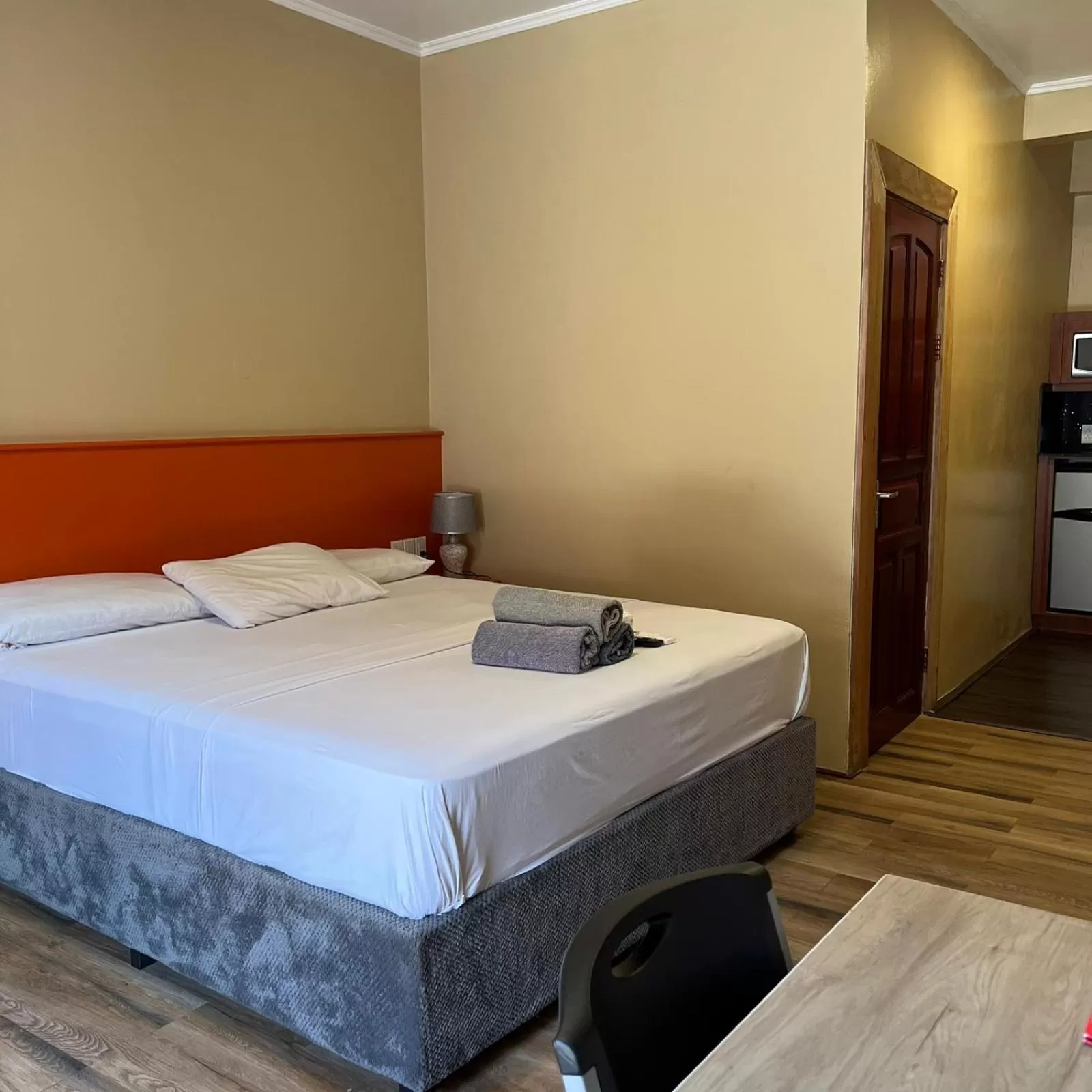 Bed in Joah Inn Appartementen