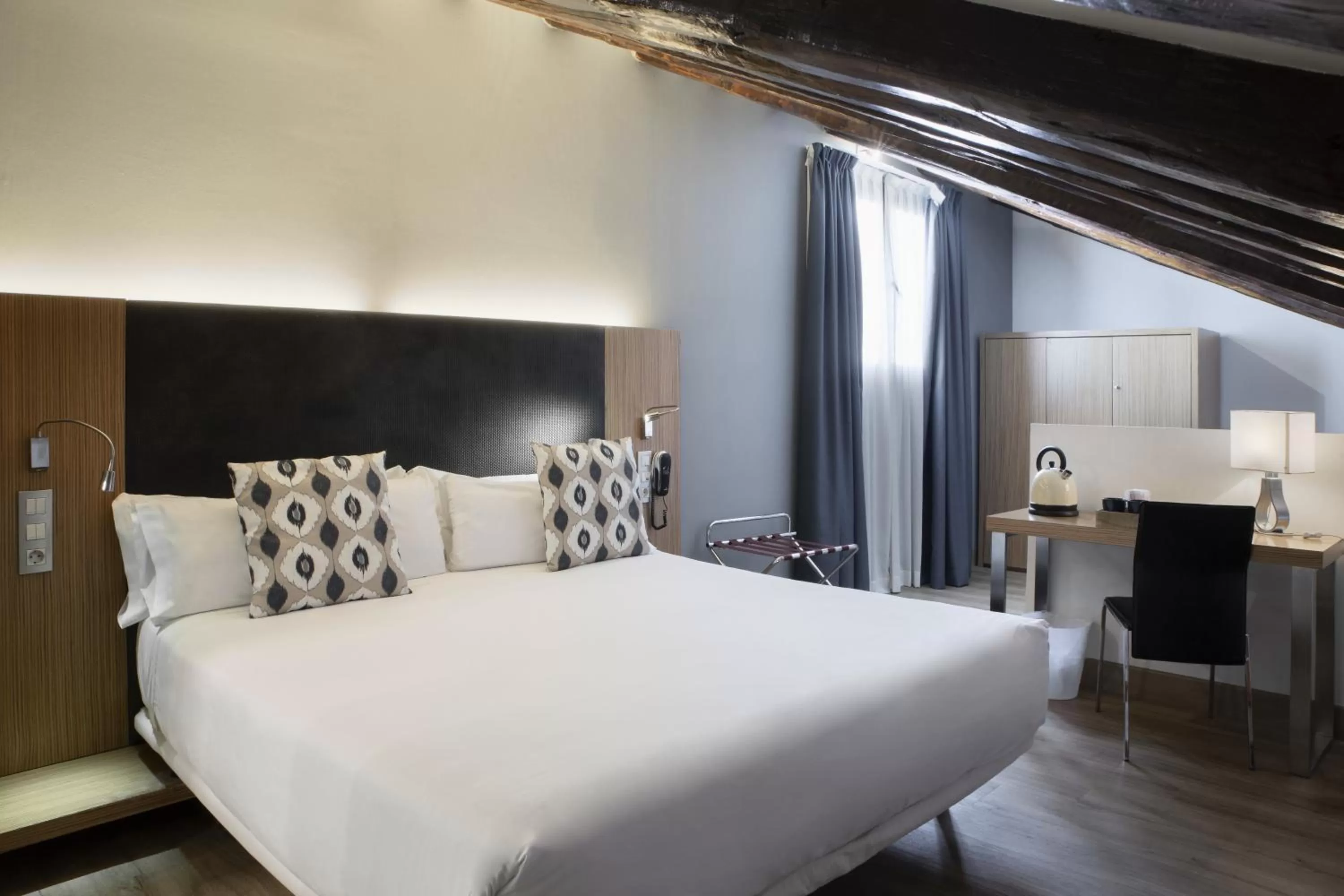 Bedroom, Bed in Petit Palace Plaza del Carmen