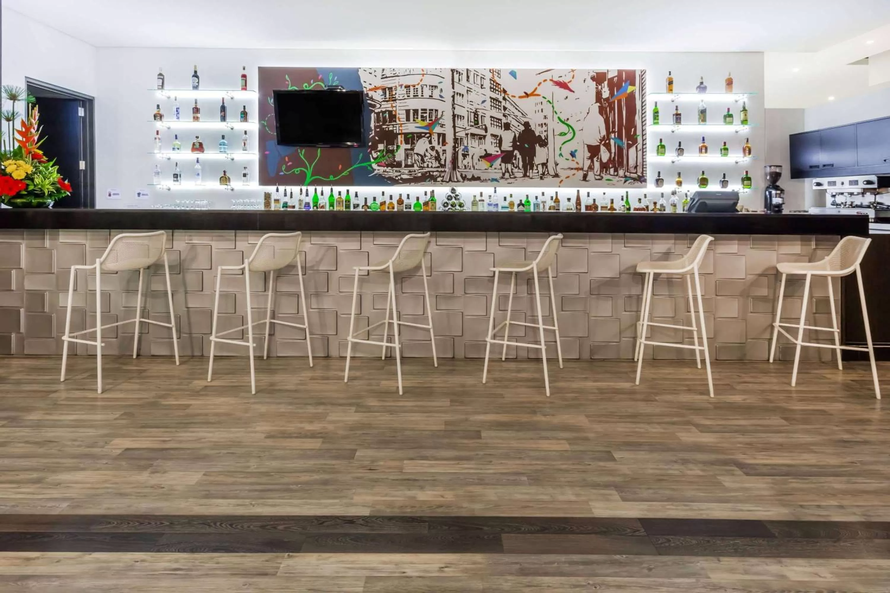 Lounge or bar in Wyndham Bogota