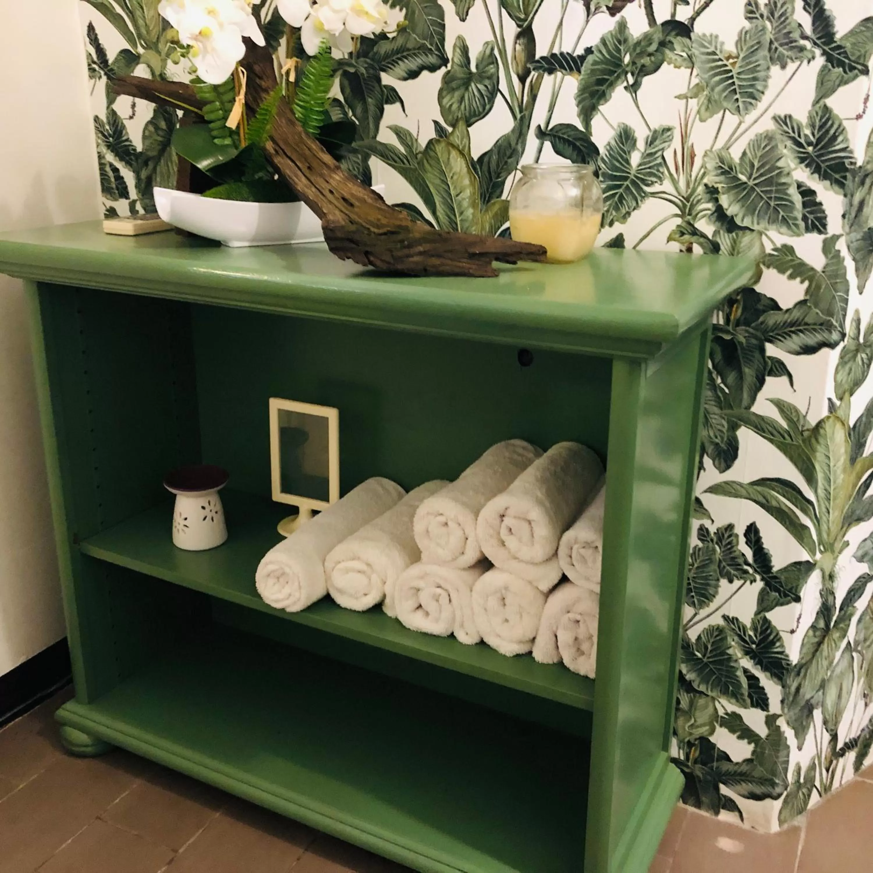 Massage in Holland Lodge Paramaribo