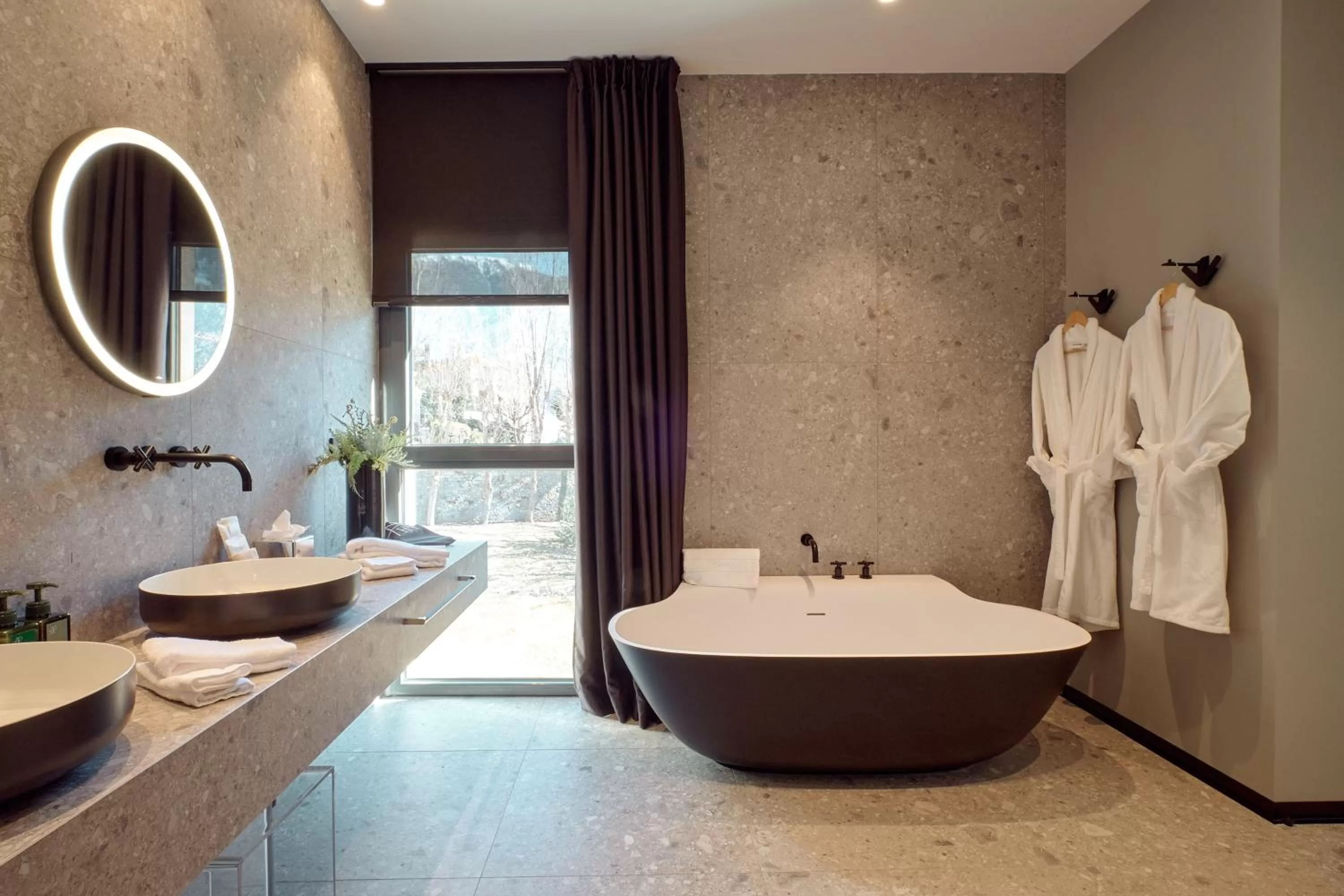 Bathroom in Andorra Park Hotel