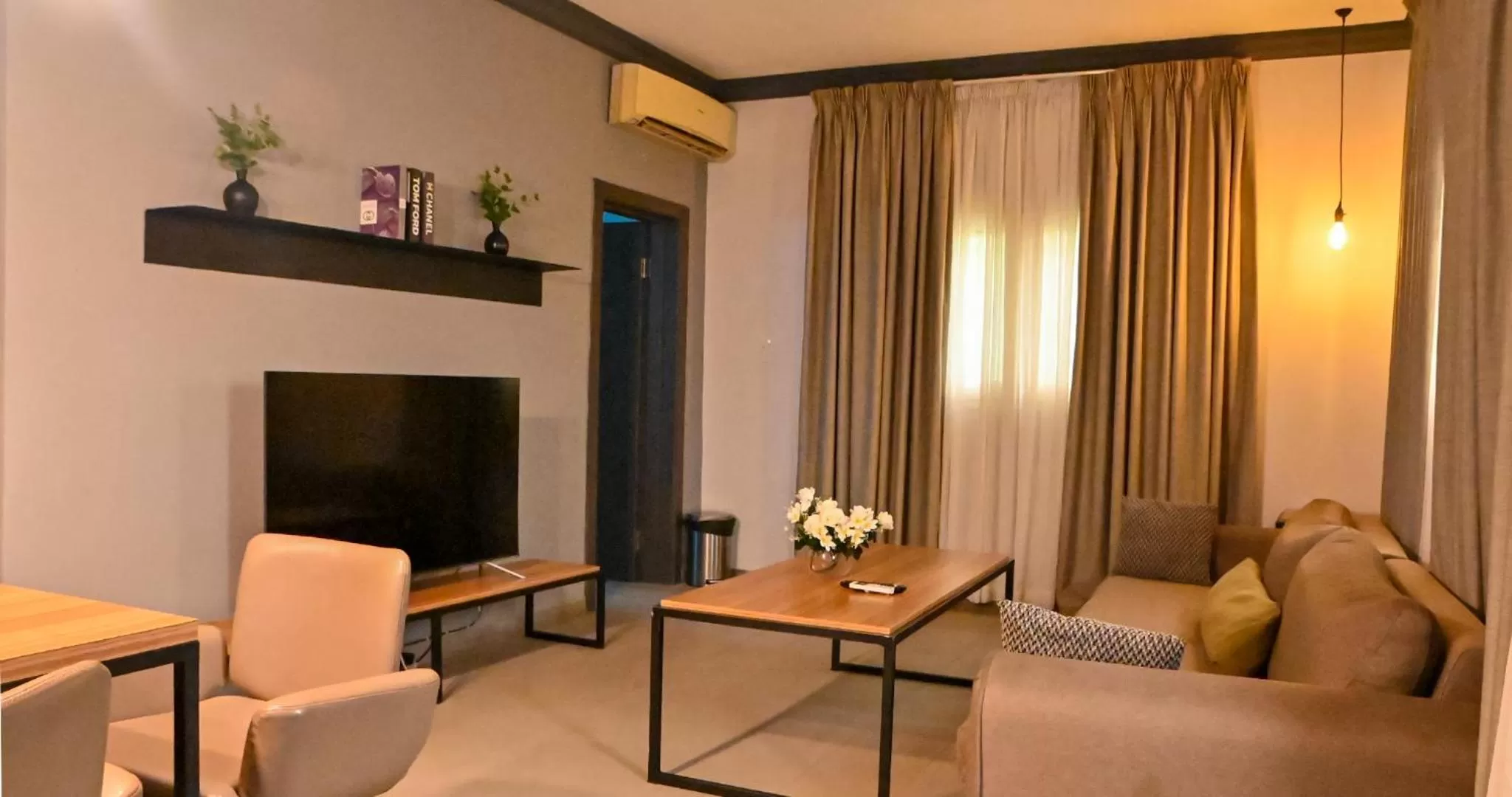 TV and multimedia in The Blowfish Hotel