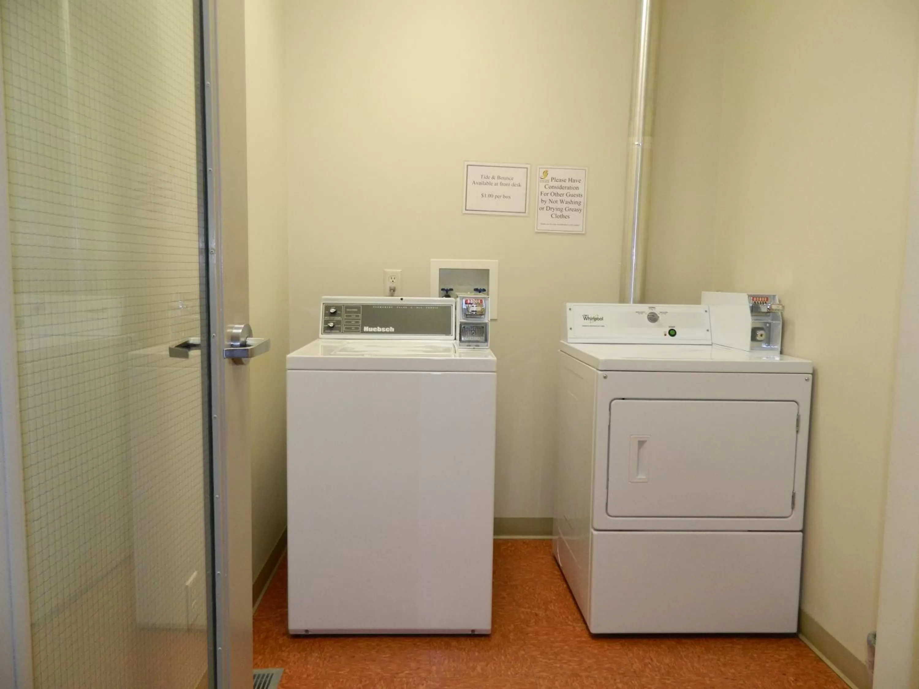 Area and facilities in Gold Eagle Lodge