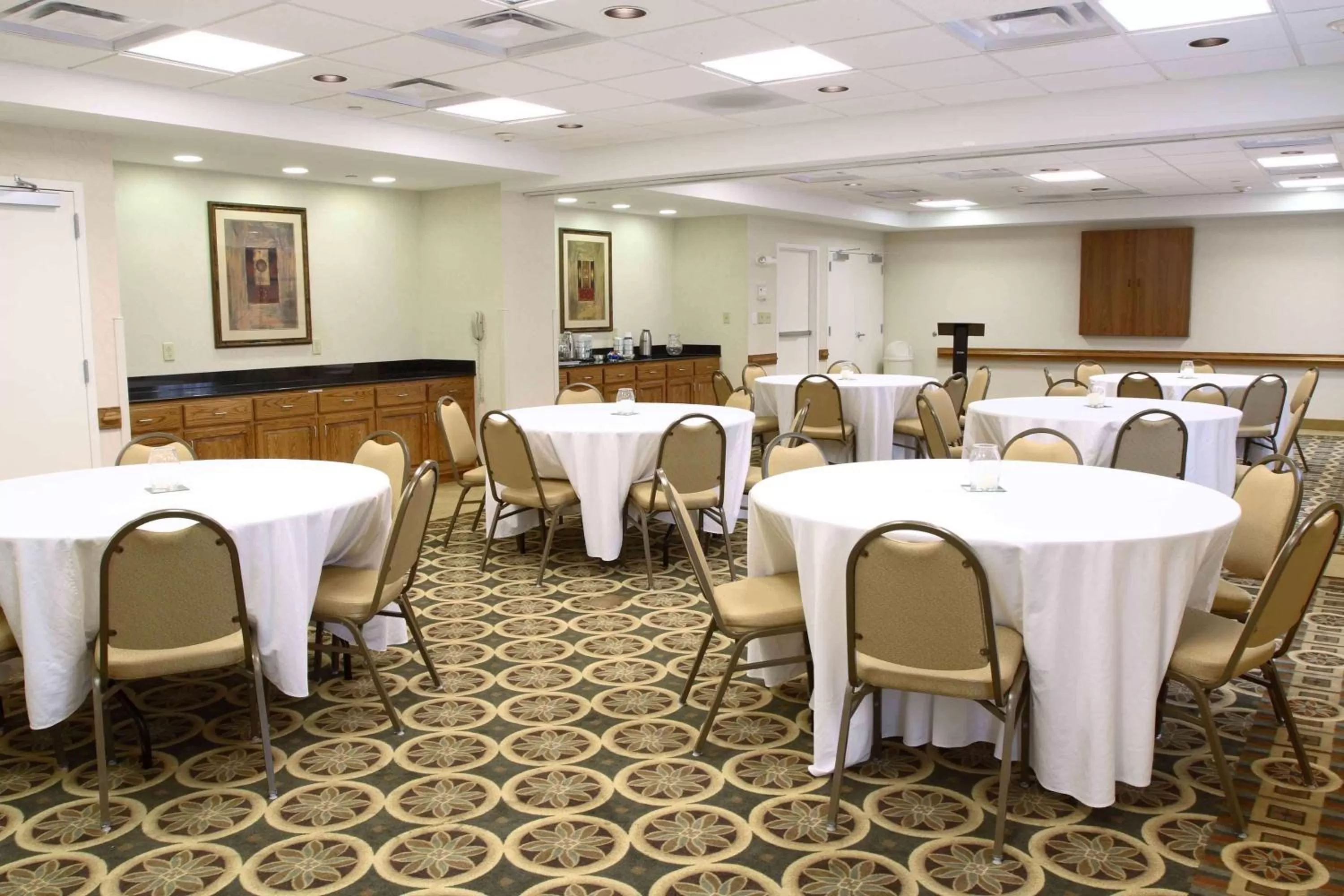 Meeting/conference room in Hampton Inn & Suites Chesapeake-Square Mall