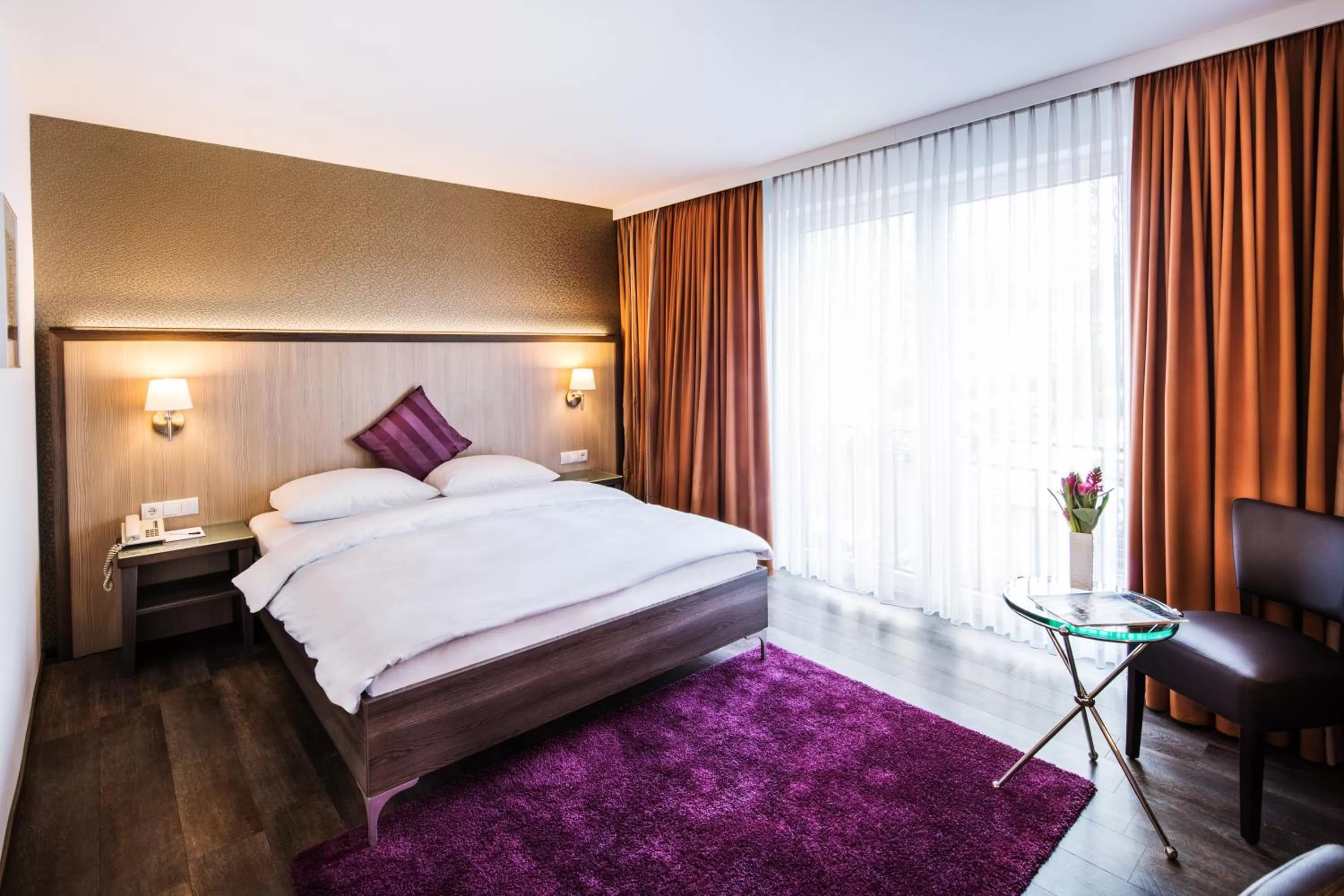 Bedroom, Bed in Hotel Plaza