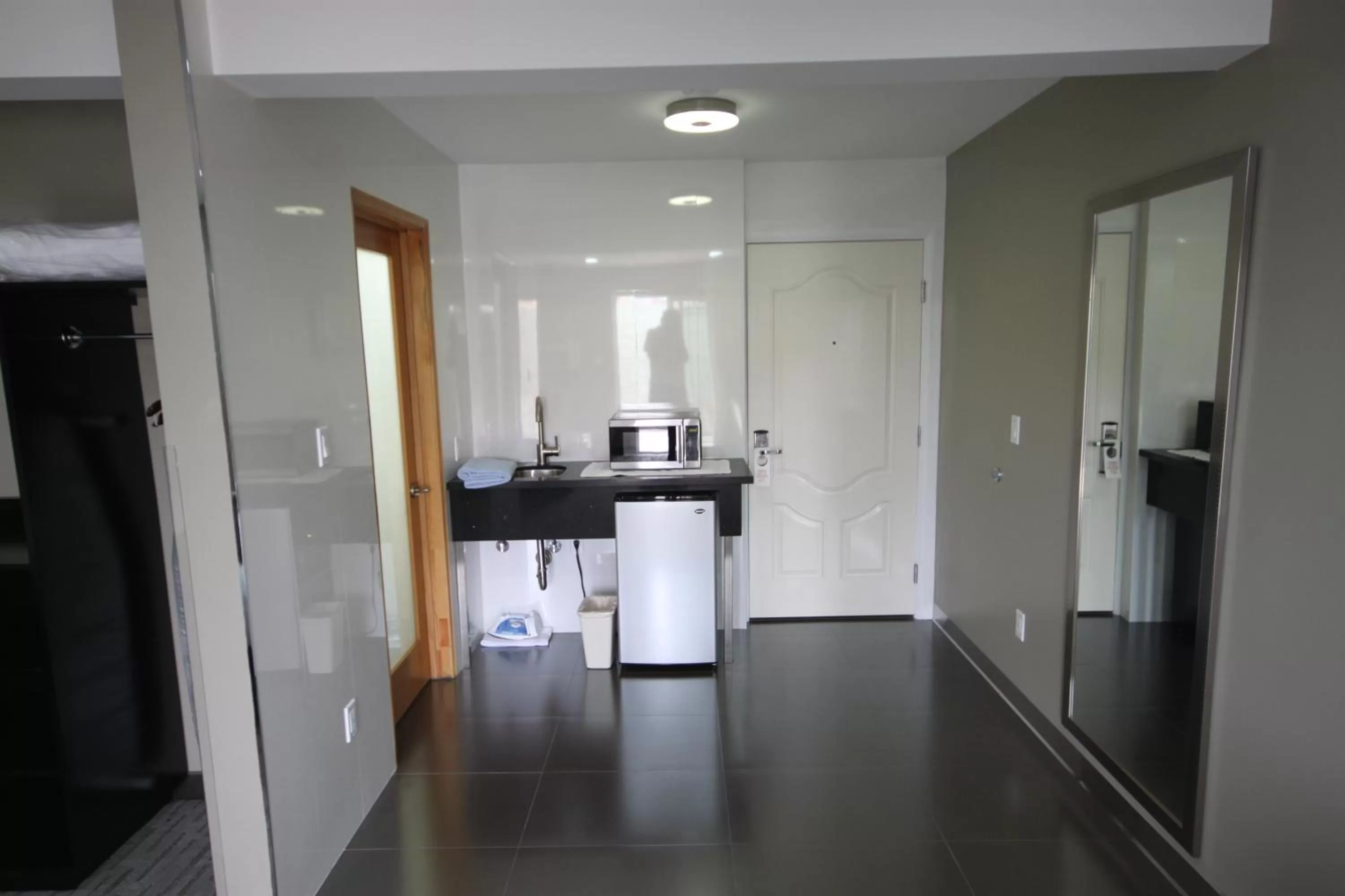 Photo of the whole room in Grandview Inn