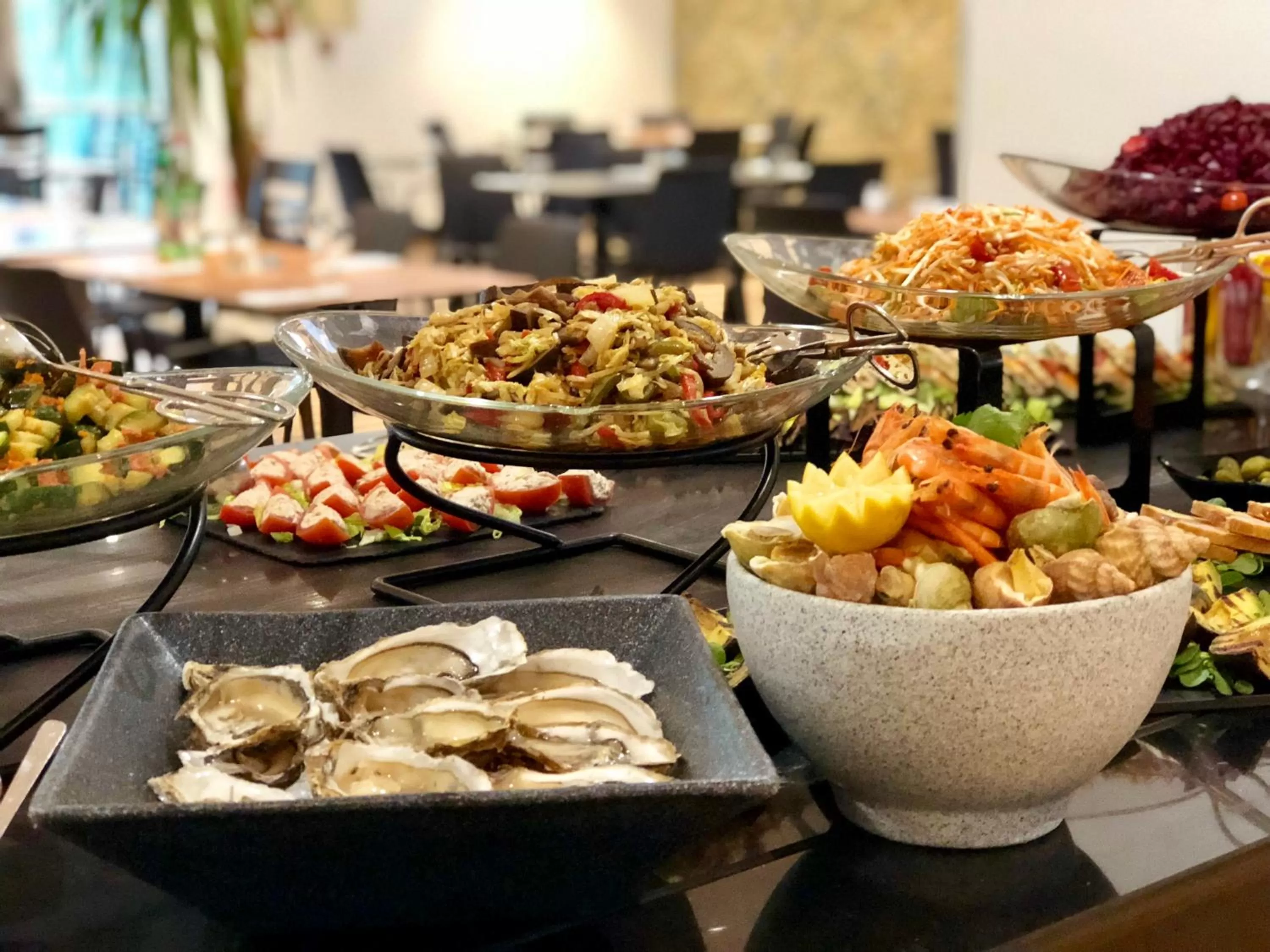 Food and drinks in Hotel Inn Paris CDG Airport