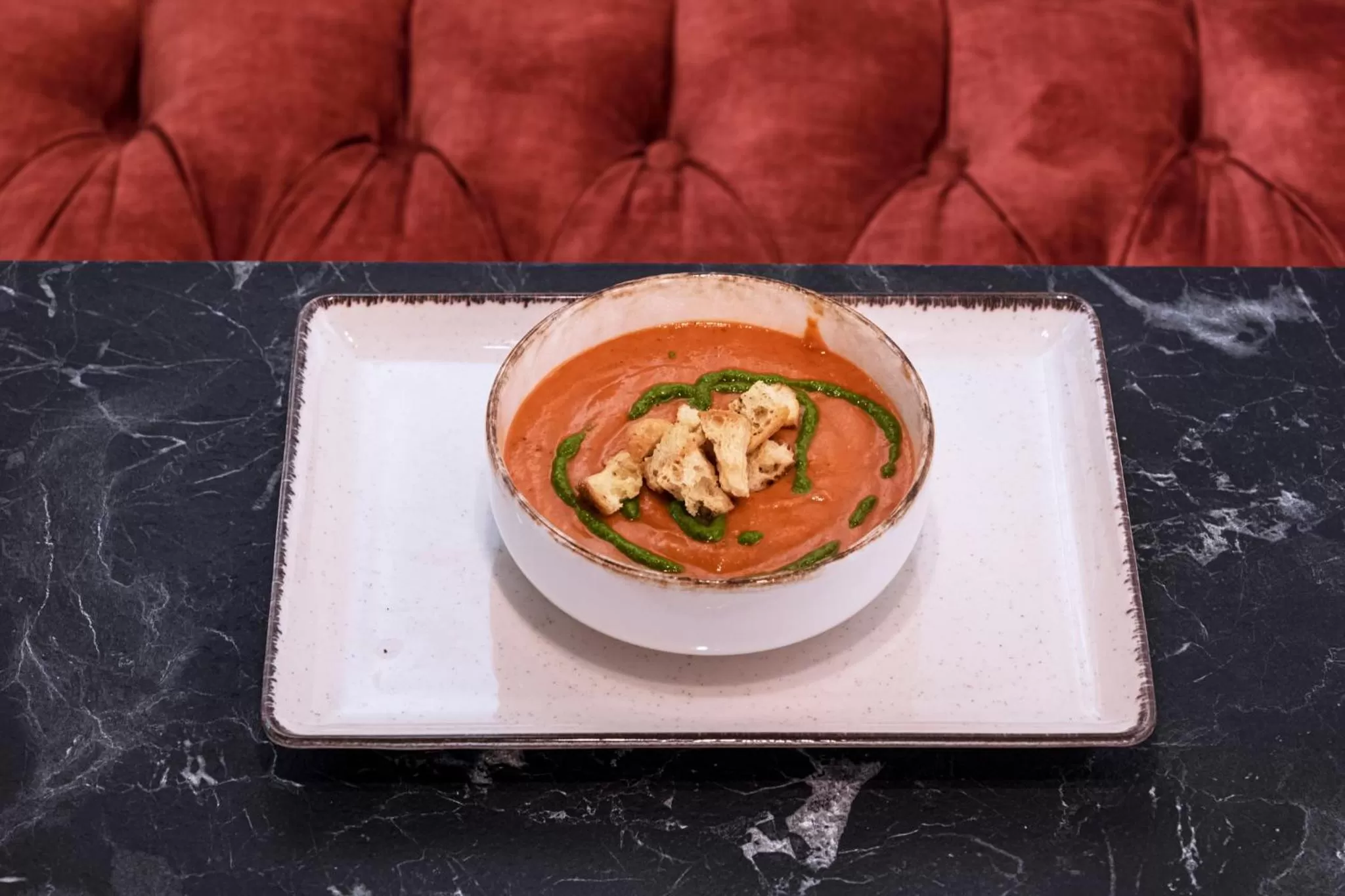 Restaurant/places to eat in Madama Residence